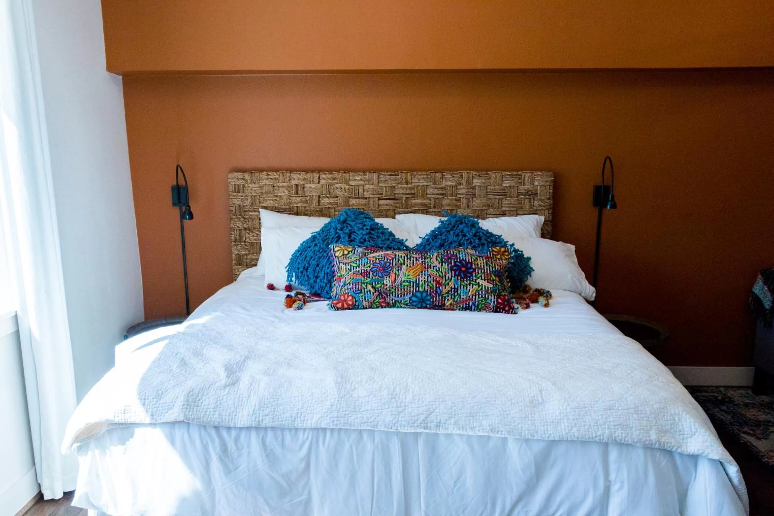 Bedroom, Bed in The Bishop Arts Hotel by Qresorts