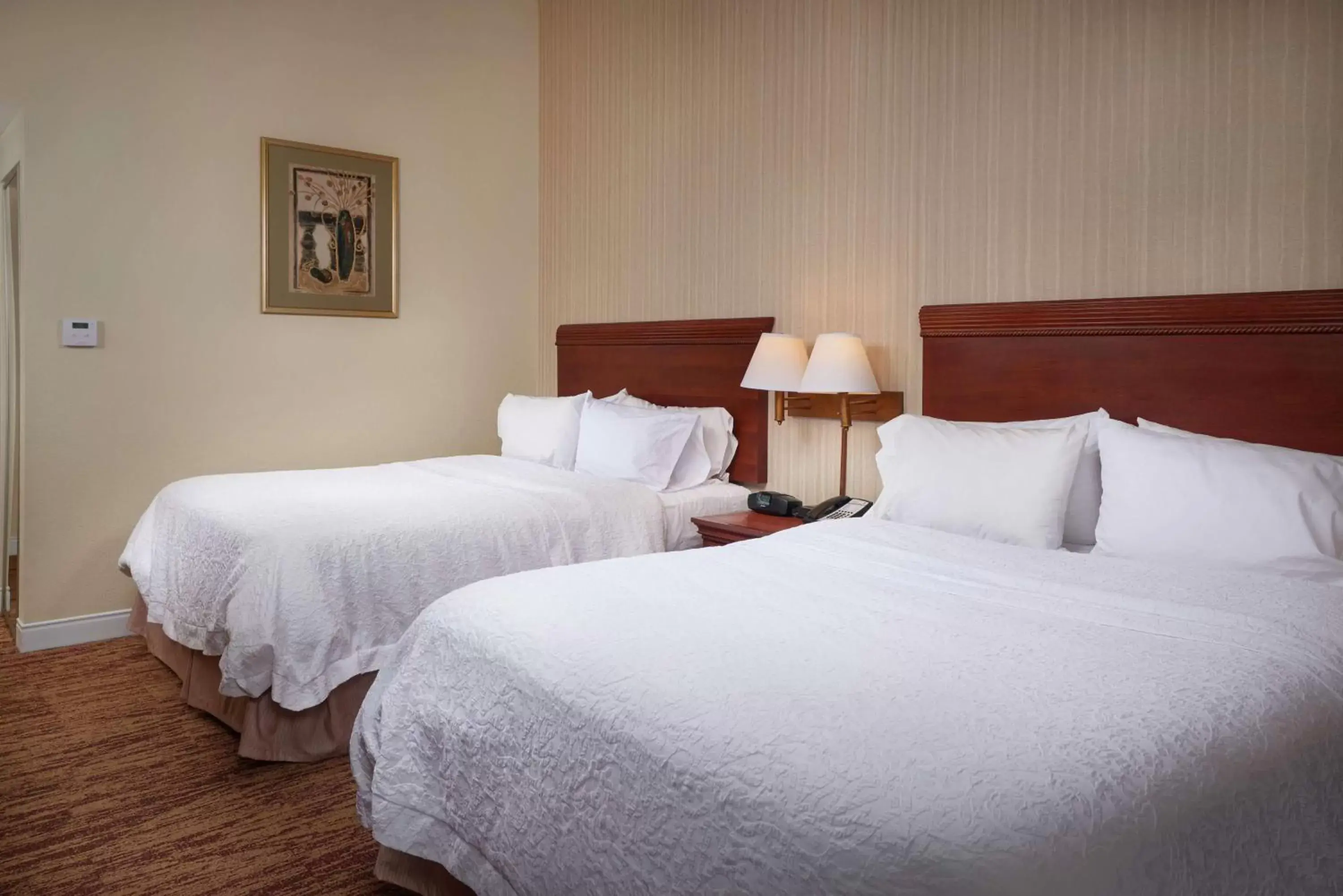 Queen Room with Two Queen Beds - Mobility and Hearing Access/Non-Smoking in Hampton Inn Shrewsbury Queen Room with Two Queen Beds - Mobility and Hearing Access/Non-Smoking in Hampton Inn Shrewsbury