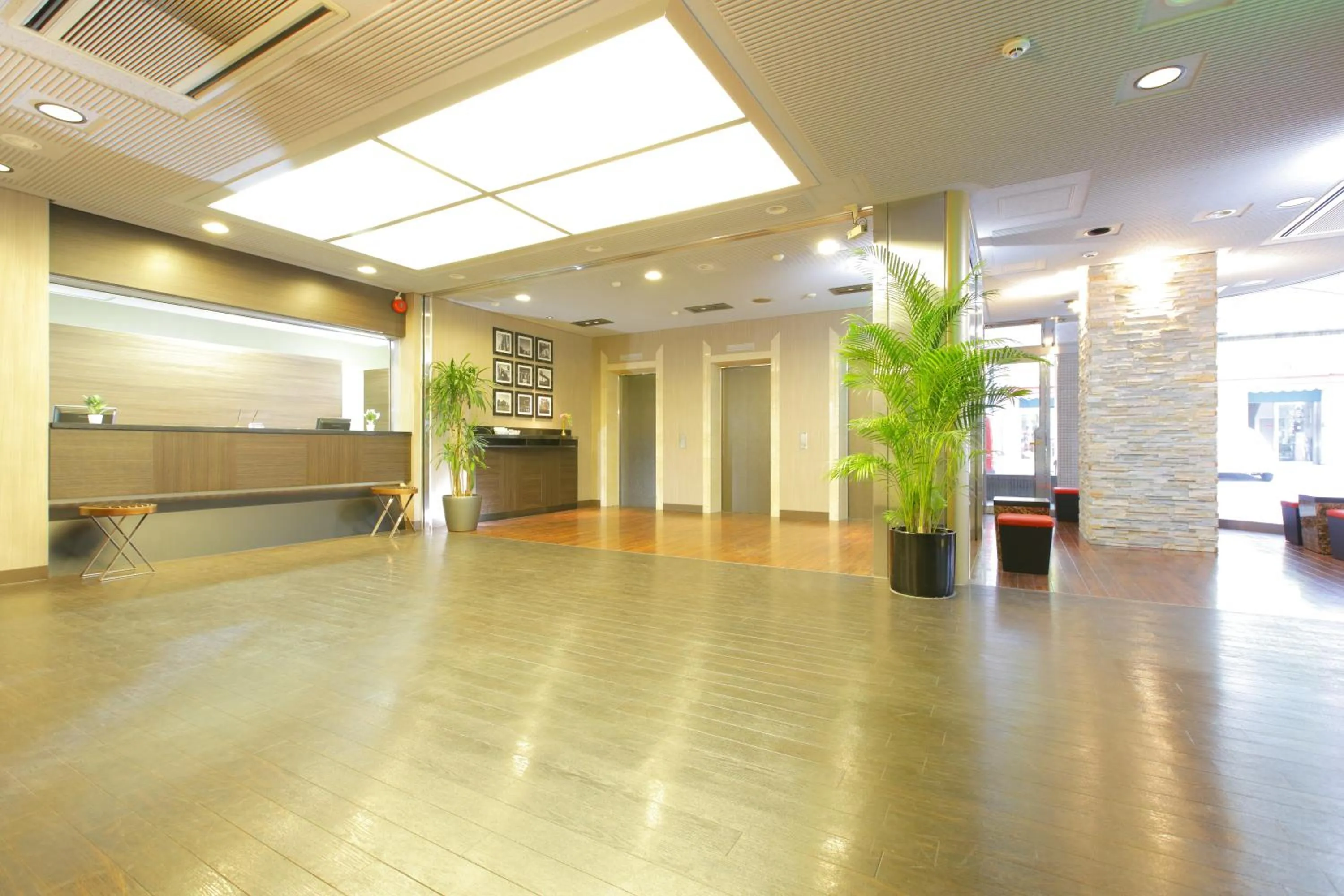 Lobby or reception in HOTEL MYSTAYS Kameido