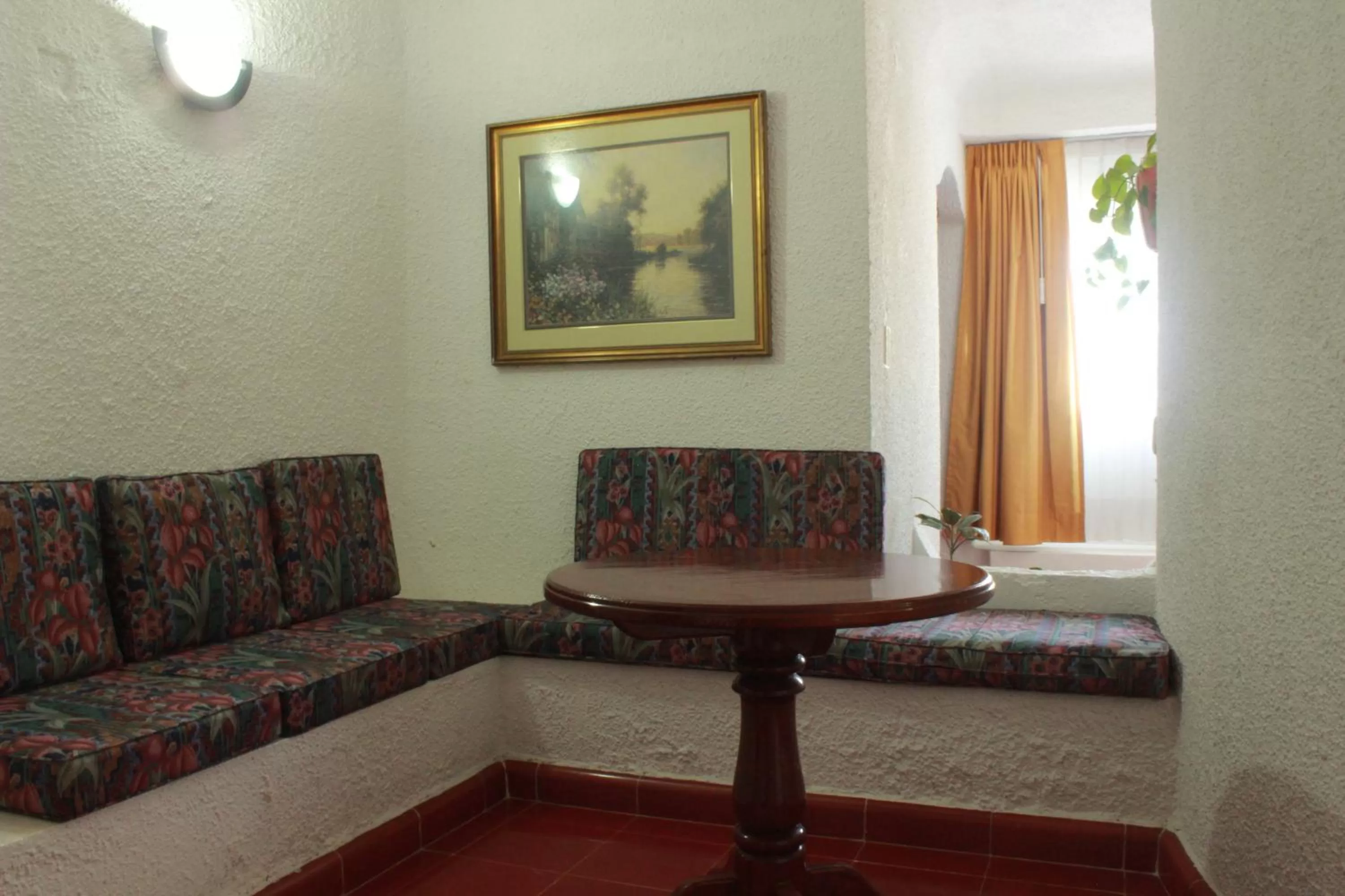 Day in Hotel Antillano