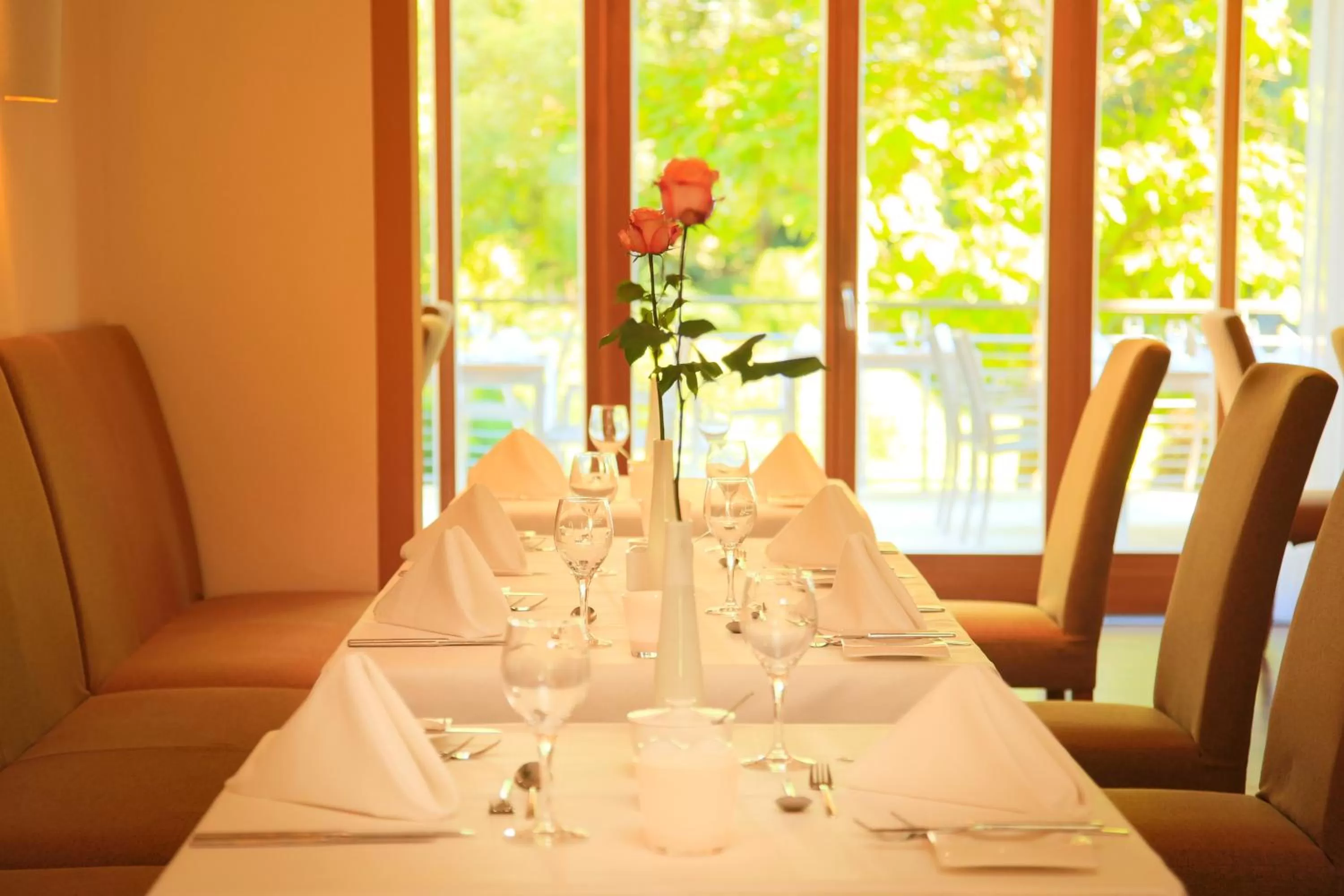 Restaurant/places to eat in Bio Thermalhotel Falkenhof
