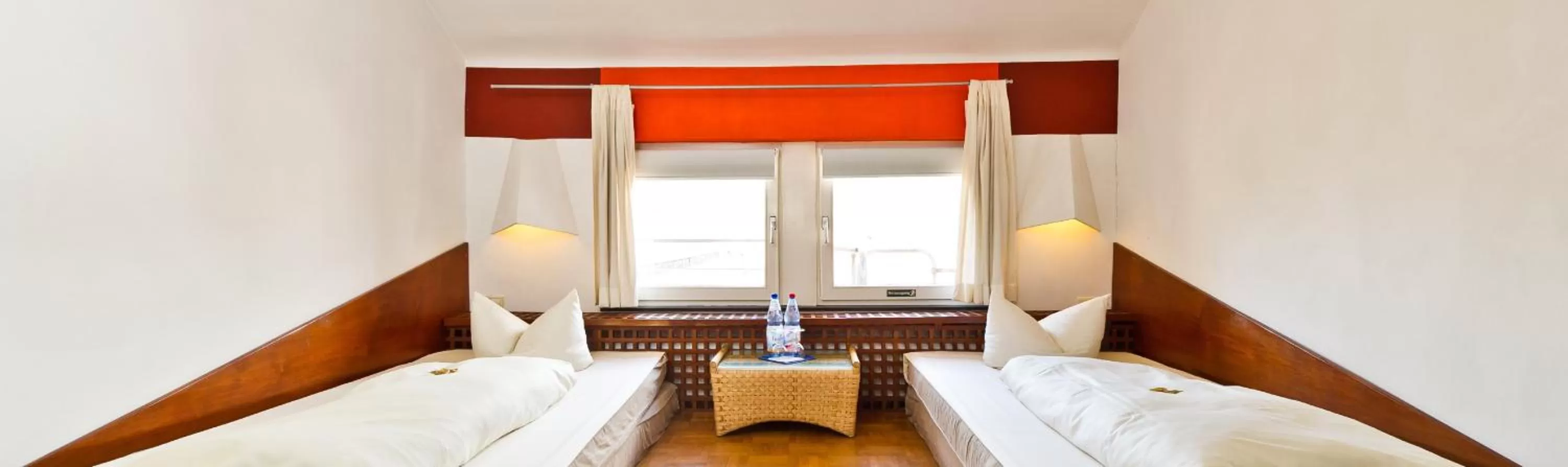 Photo of the whole room, Bed in Hotel Monpti