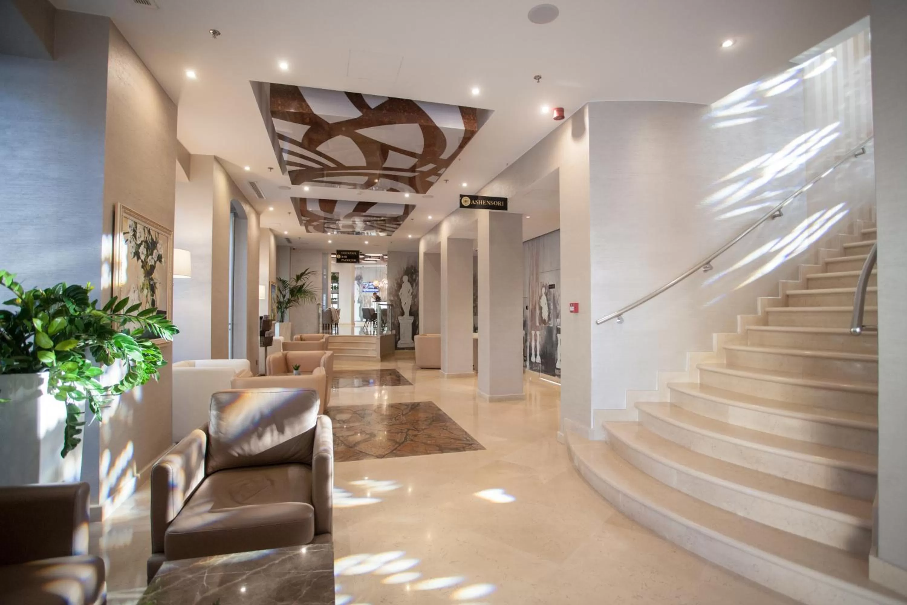 Patio in Hotel Colosseo Tirana