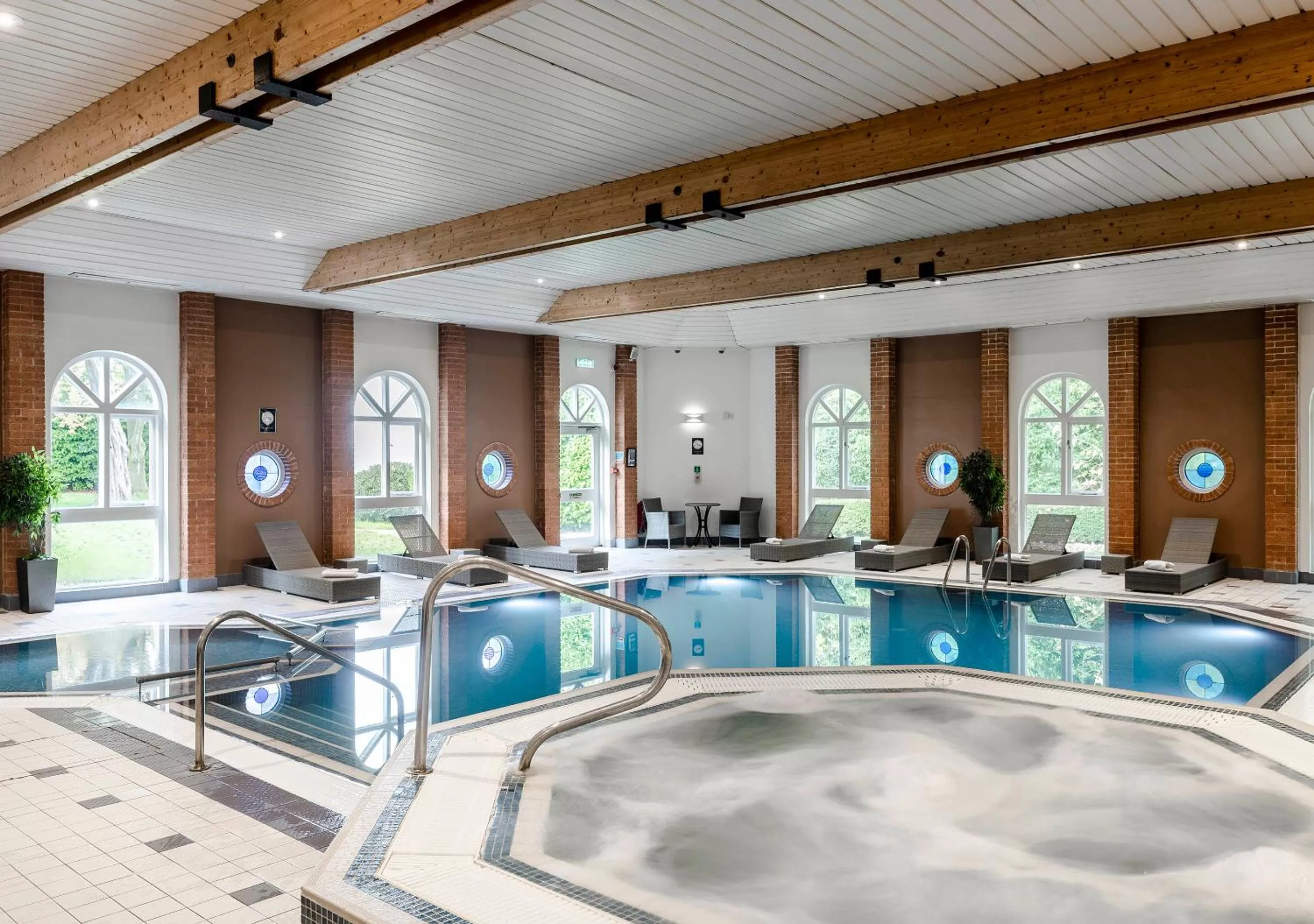 Swimming pool in Hogs Back Hotel & Spa Nr Farnham