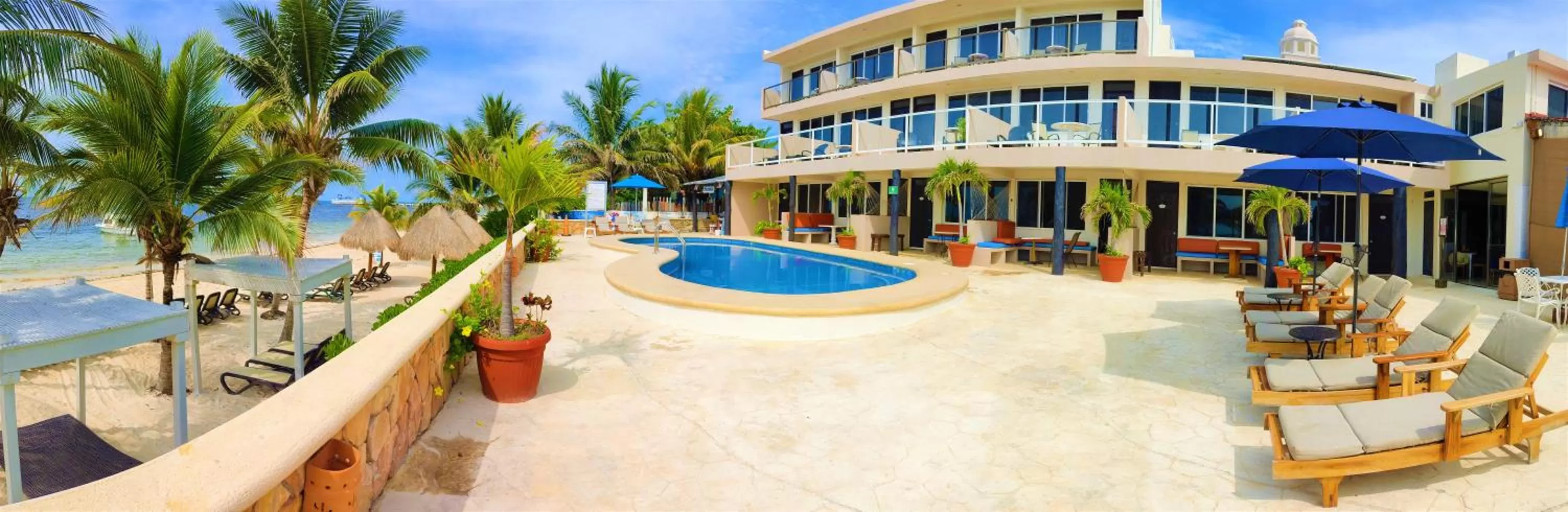 Property building in Hacienda Morelos Beachfront Hotel