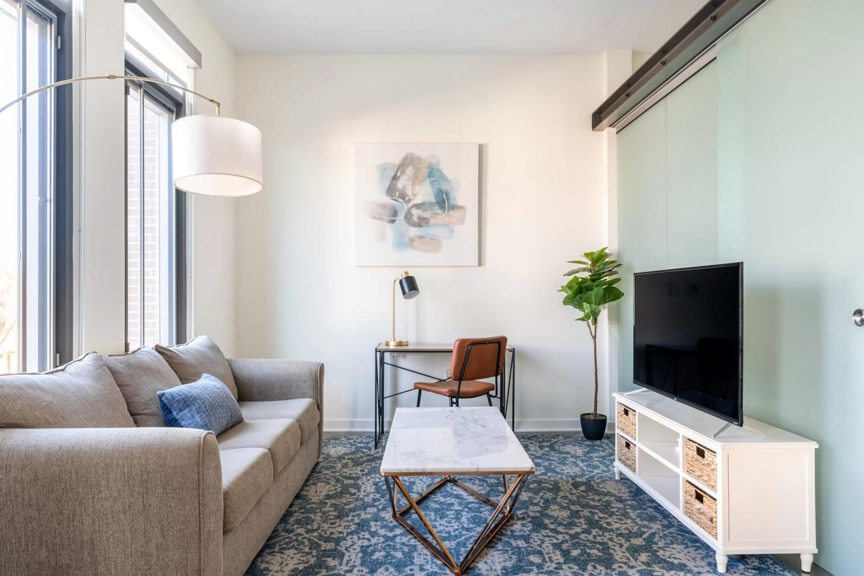 Living room, Seating Area in Kasa Alexandria Washington