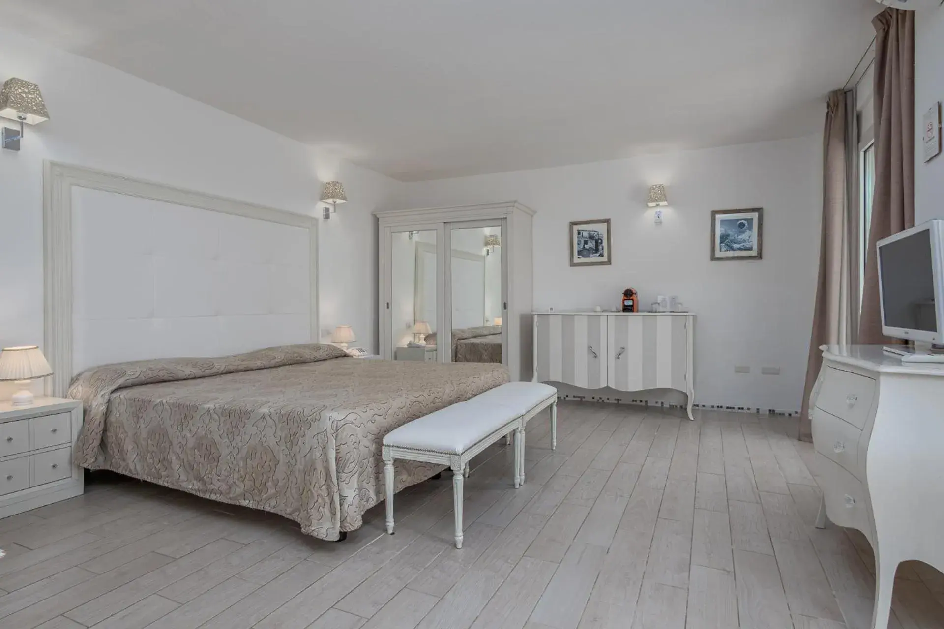 Exclusive Suite - Beach Package in The Pelican Beach Resort & SPA - Adults Only Exclusive Suite - Beach Package in The Pelican Beach Resort & SPA - Adults Only