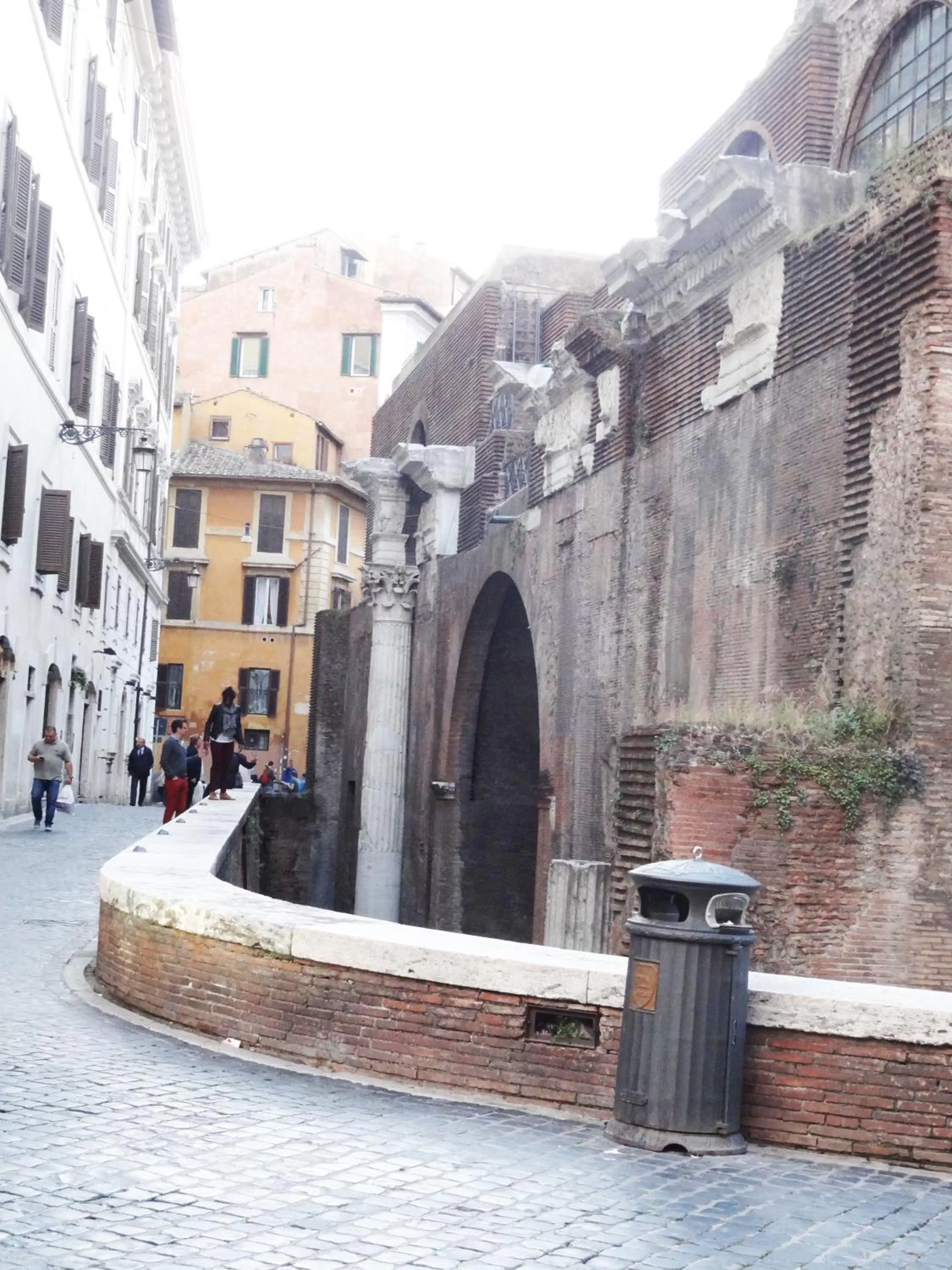 Area and facilities in Bye Bye Roma Pantheon Suite