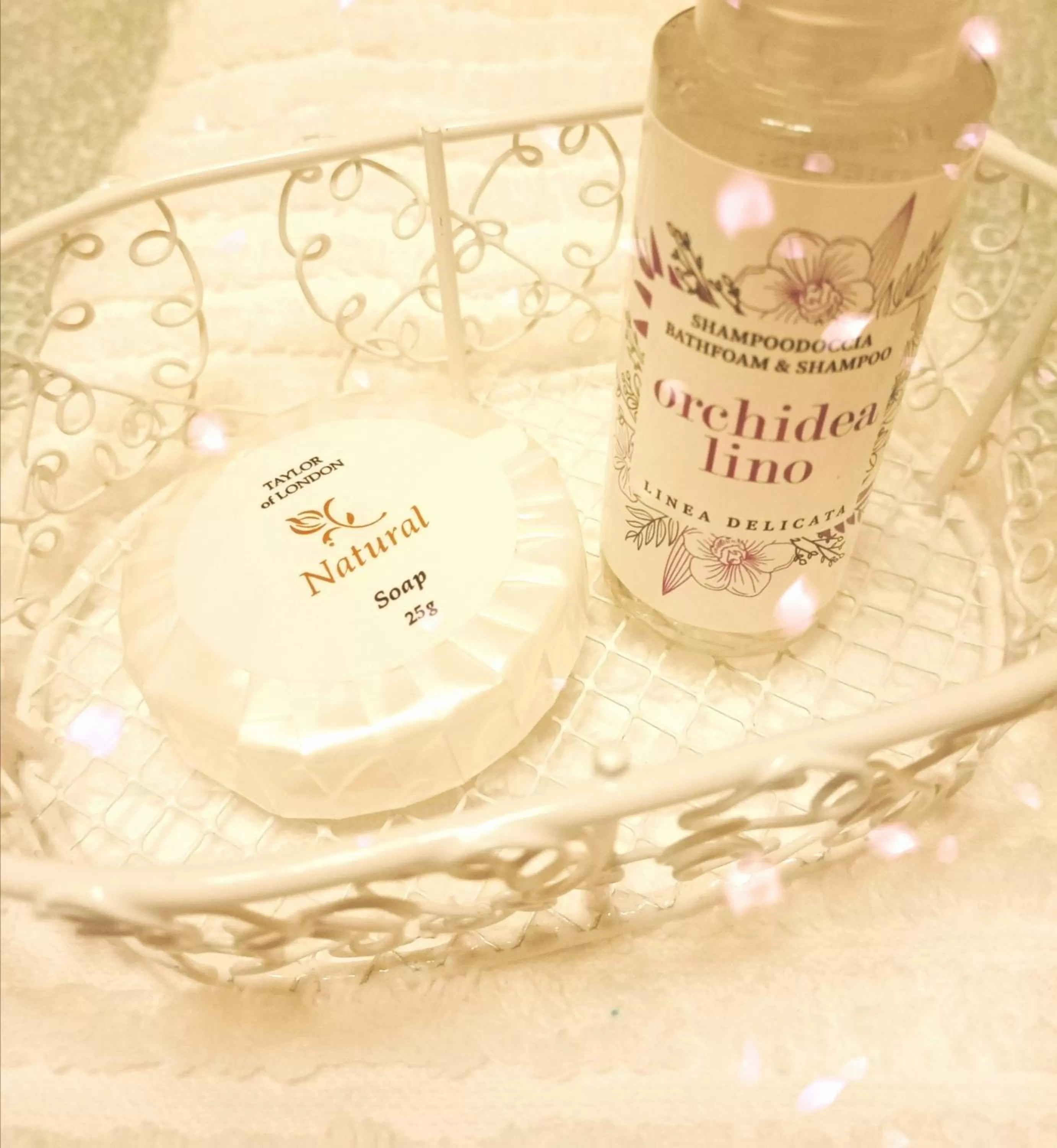 Decorative detail in B&B BORGHI