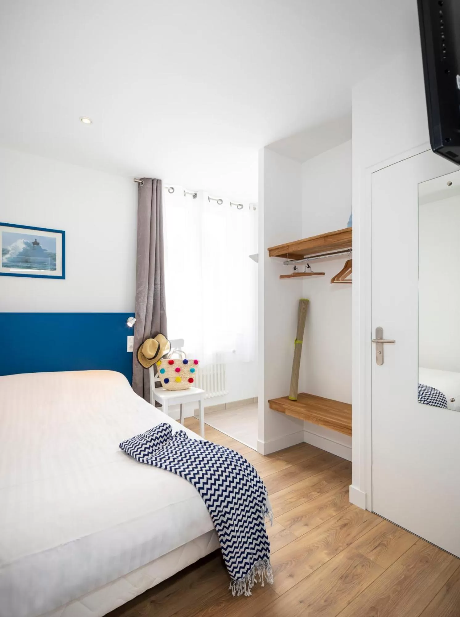 Photo of the whole room in Hotel Restaurant Spa De La Citadelle Lorient