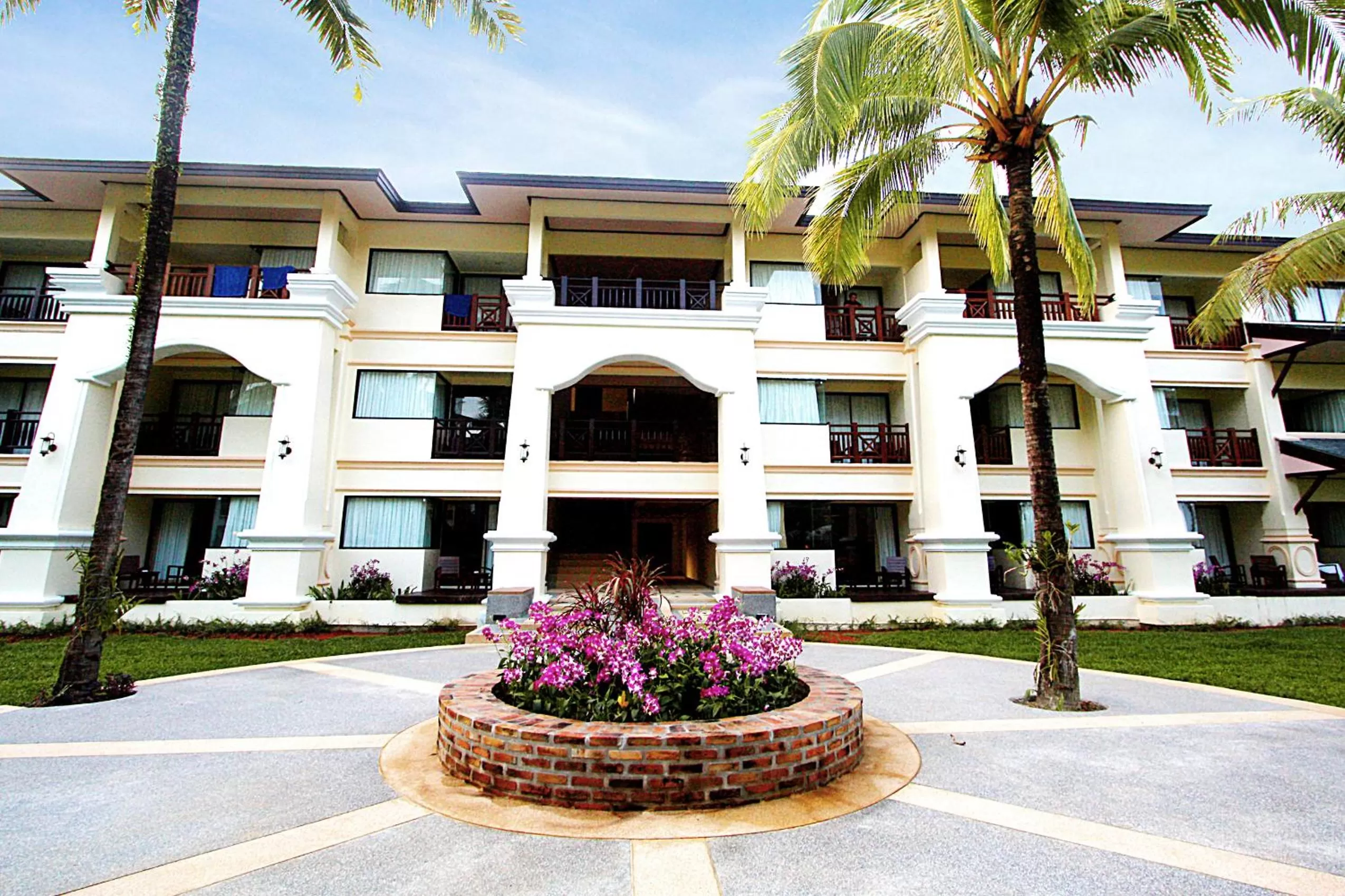 Property building in Khaolak Orchid Beach Resort - SHA Extra Plus