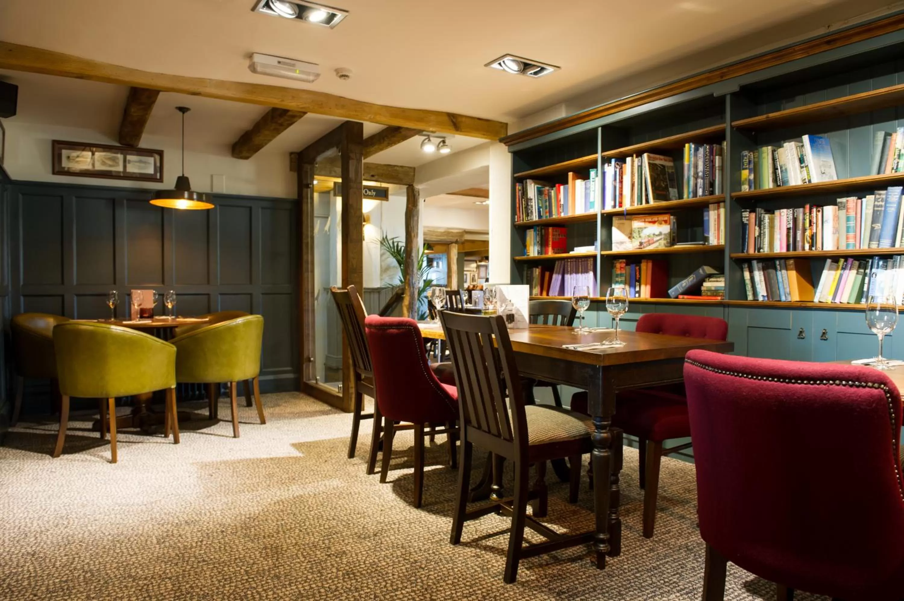 Restaurant/places to eat, Library in The Kestrel by Innkeeper's Collection