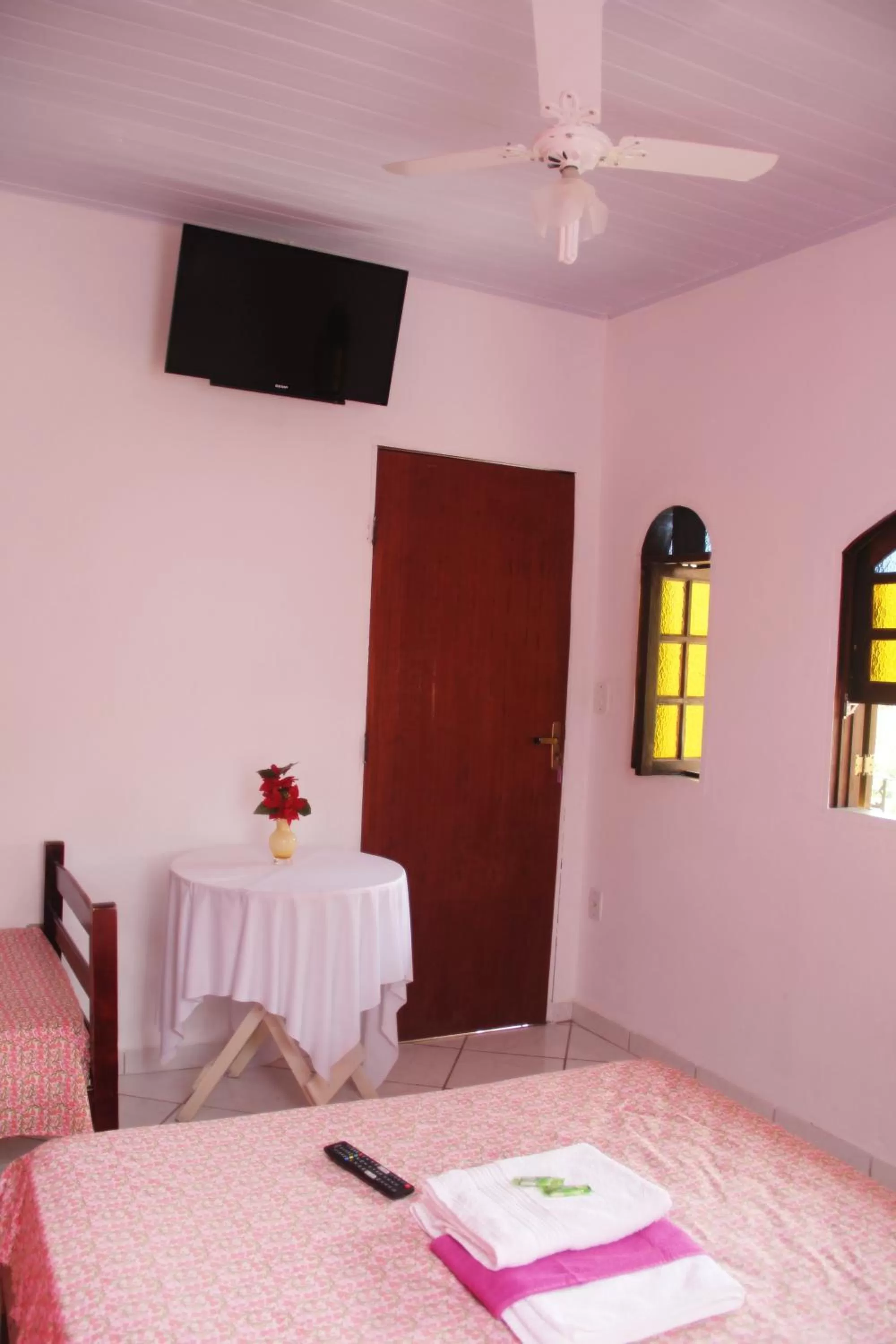 Bed in Pousada da Rose Paraty