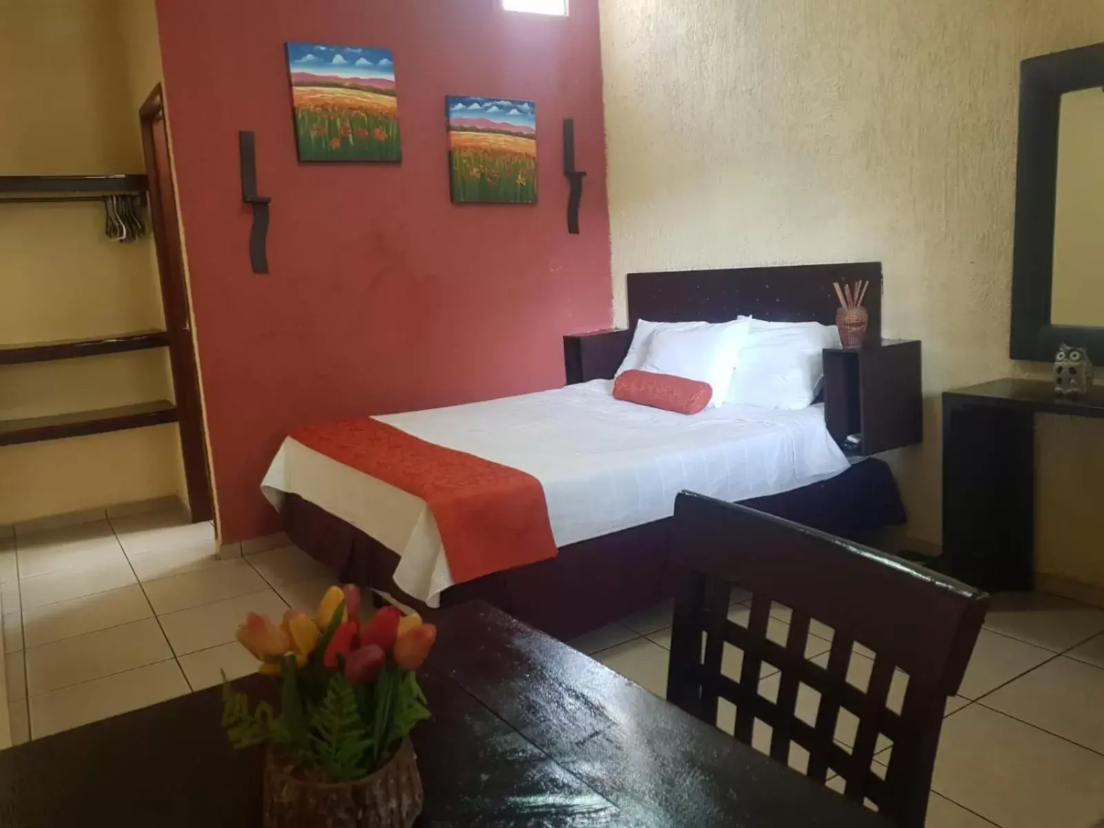 El Patio de Don Moncho El Patio de Don Moncho