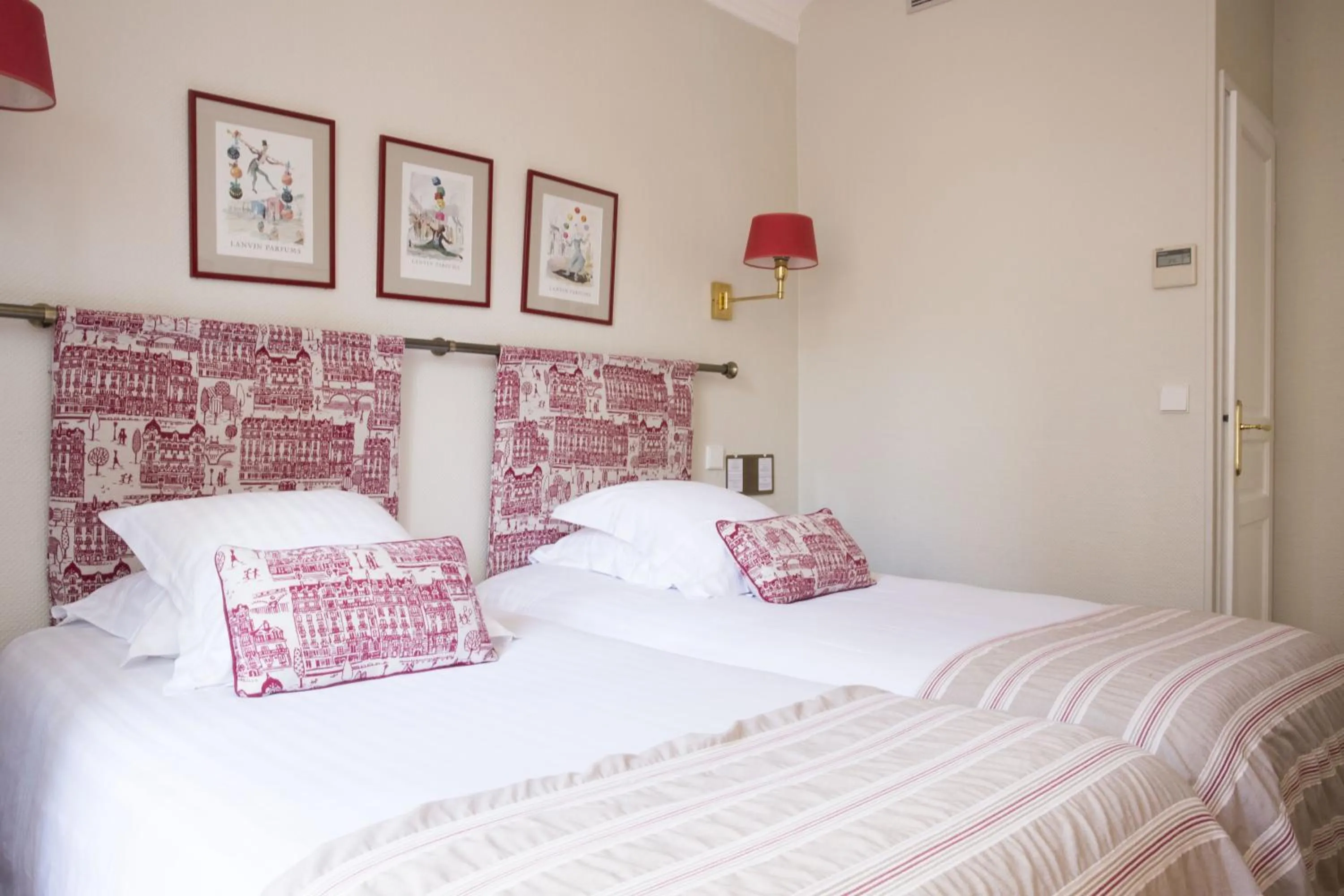 Bed in New Orient Hotel