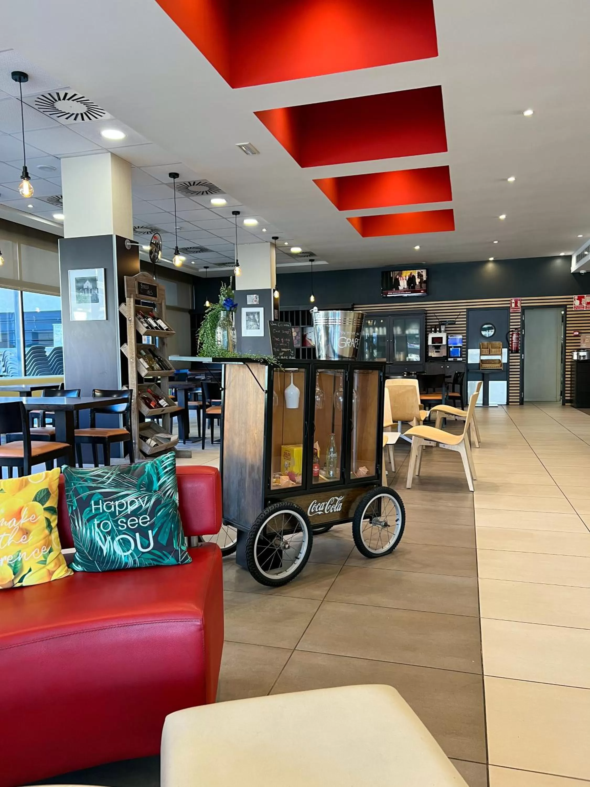 Restaurant/places to eat in Ibis Ripollet