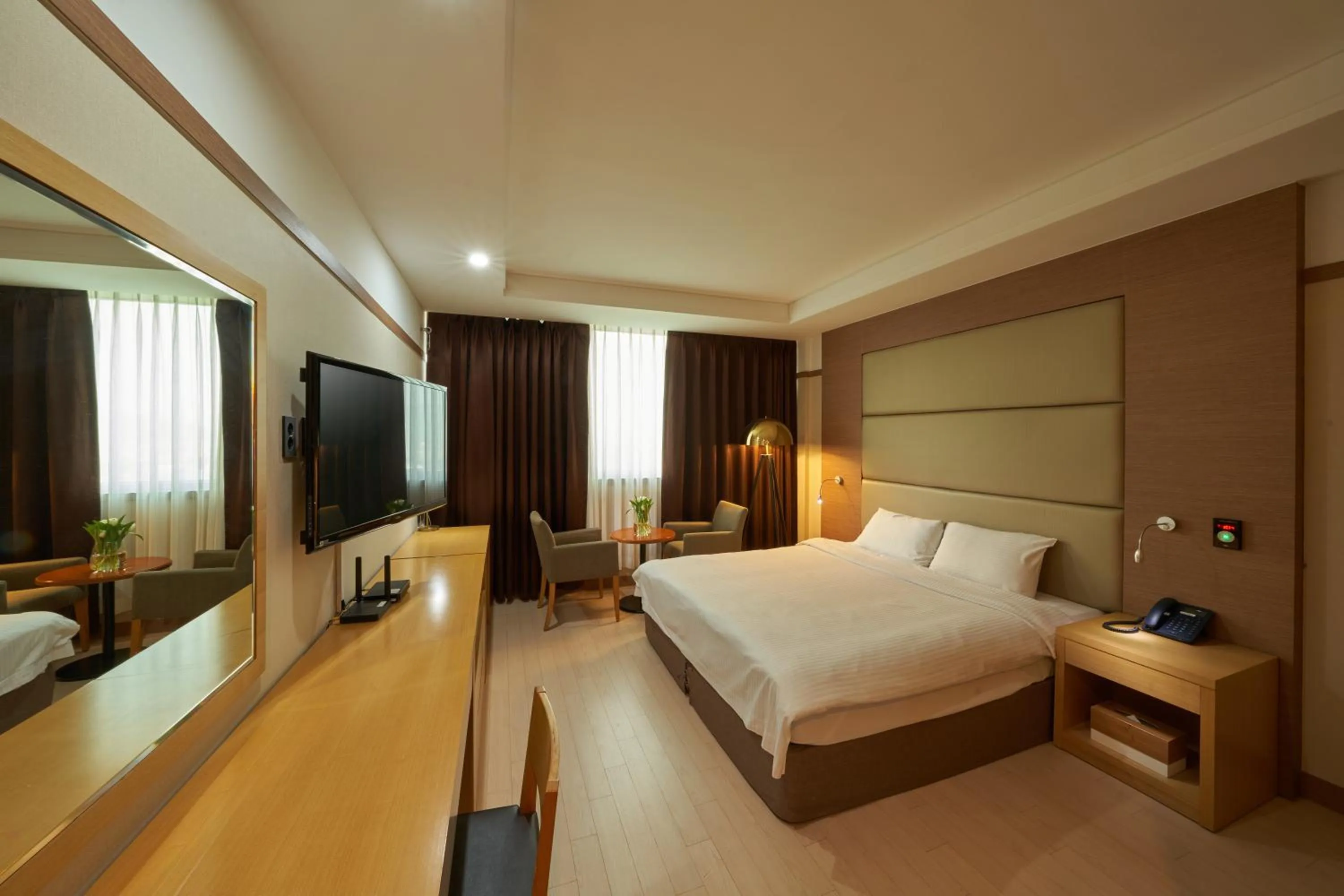Bed in Gyeongju GG Tourist Hotel
