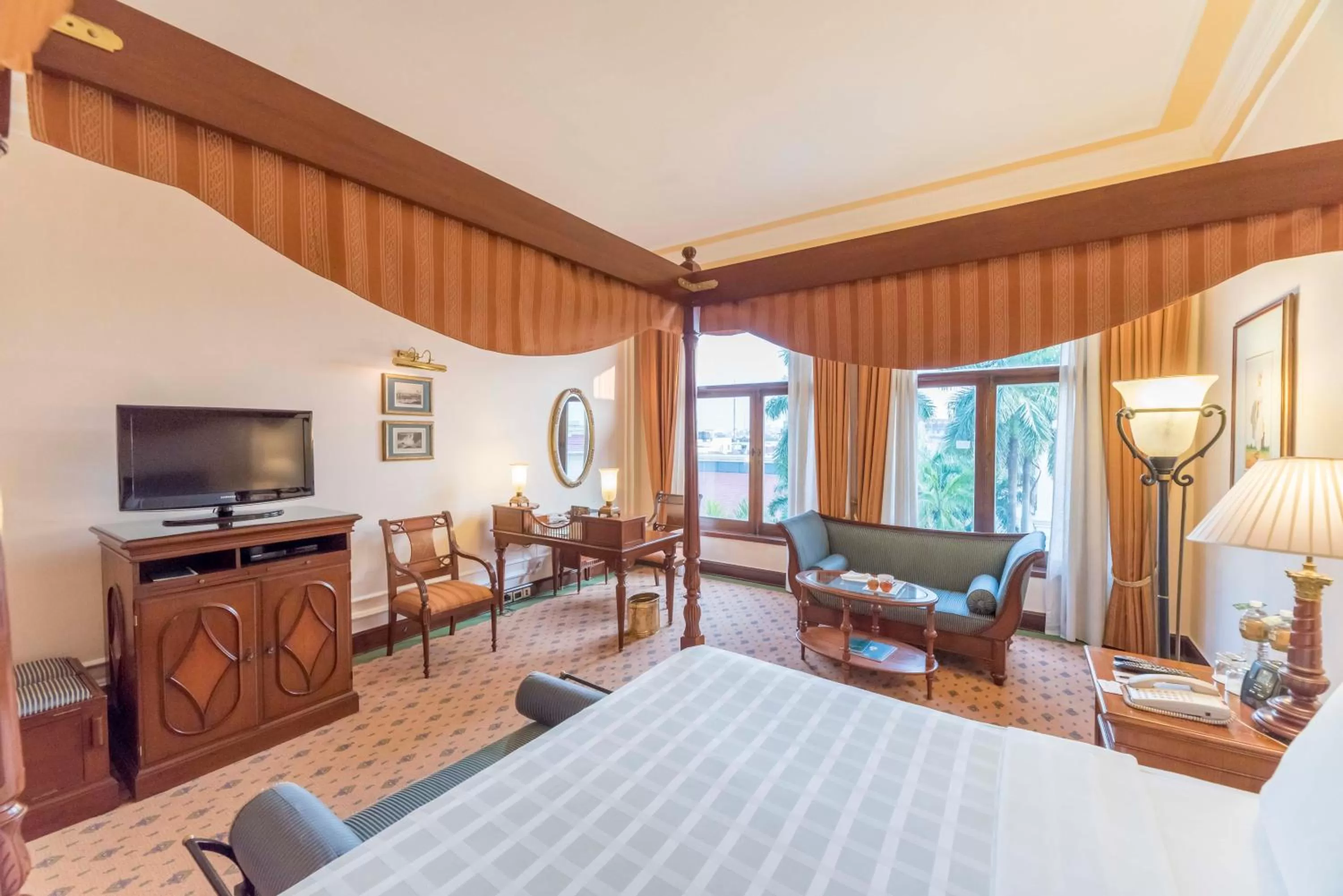 The Oberoi Grand Kolkata