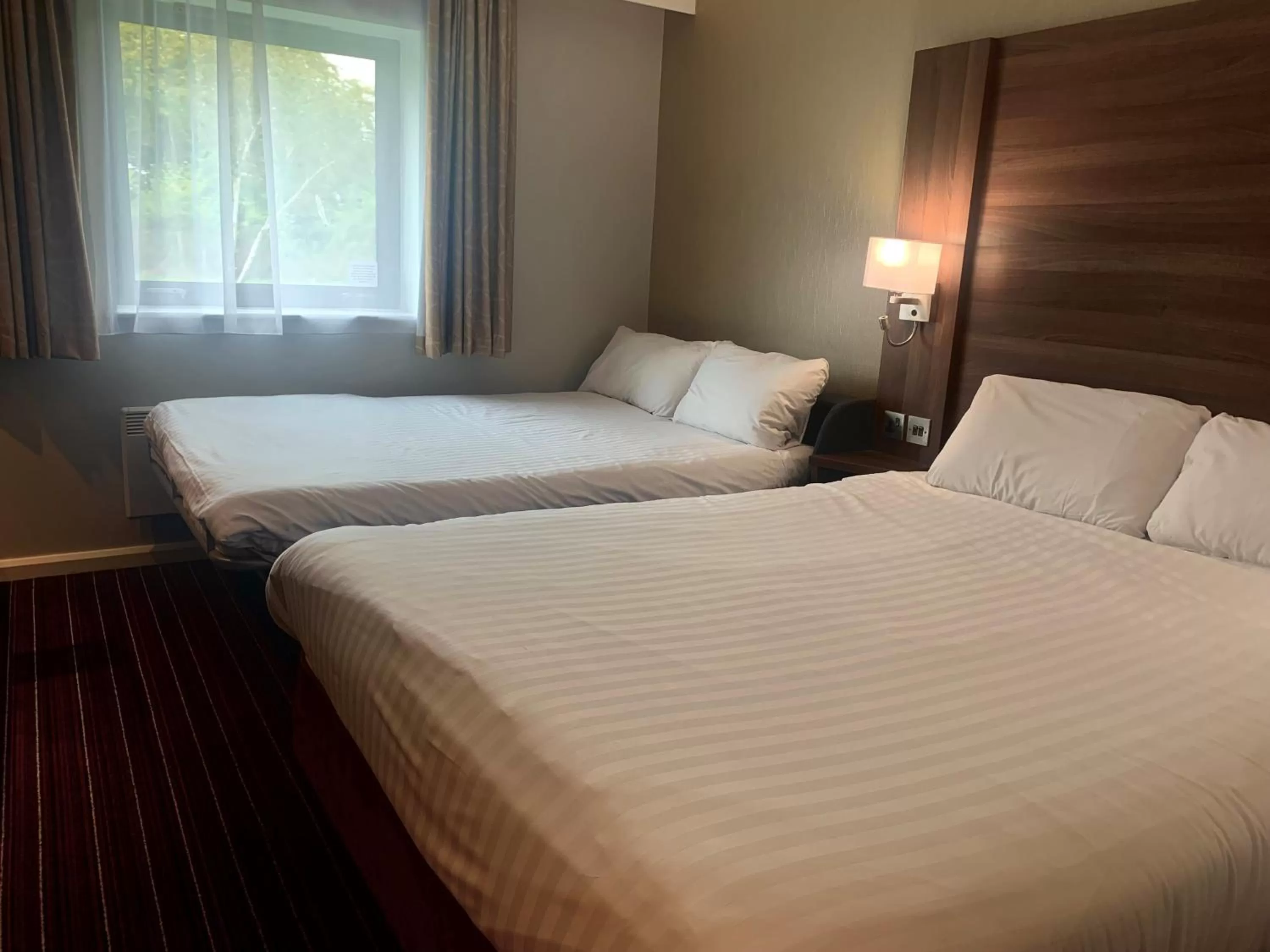 Bed in Days Inn Wetherby