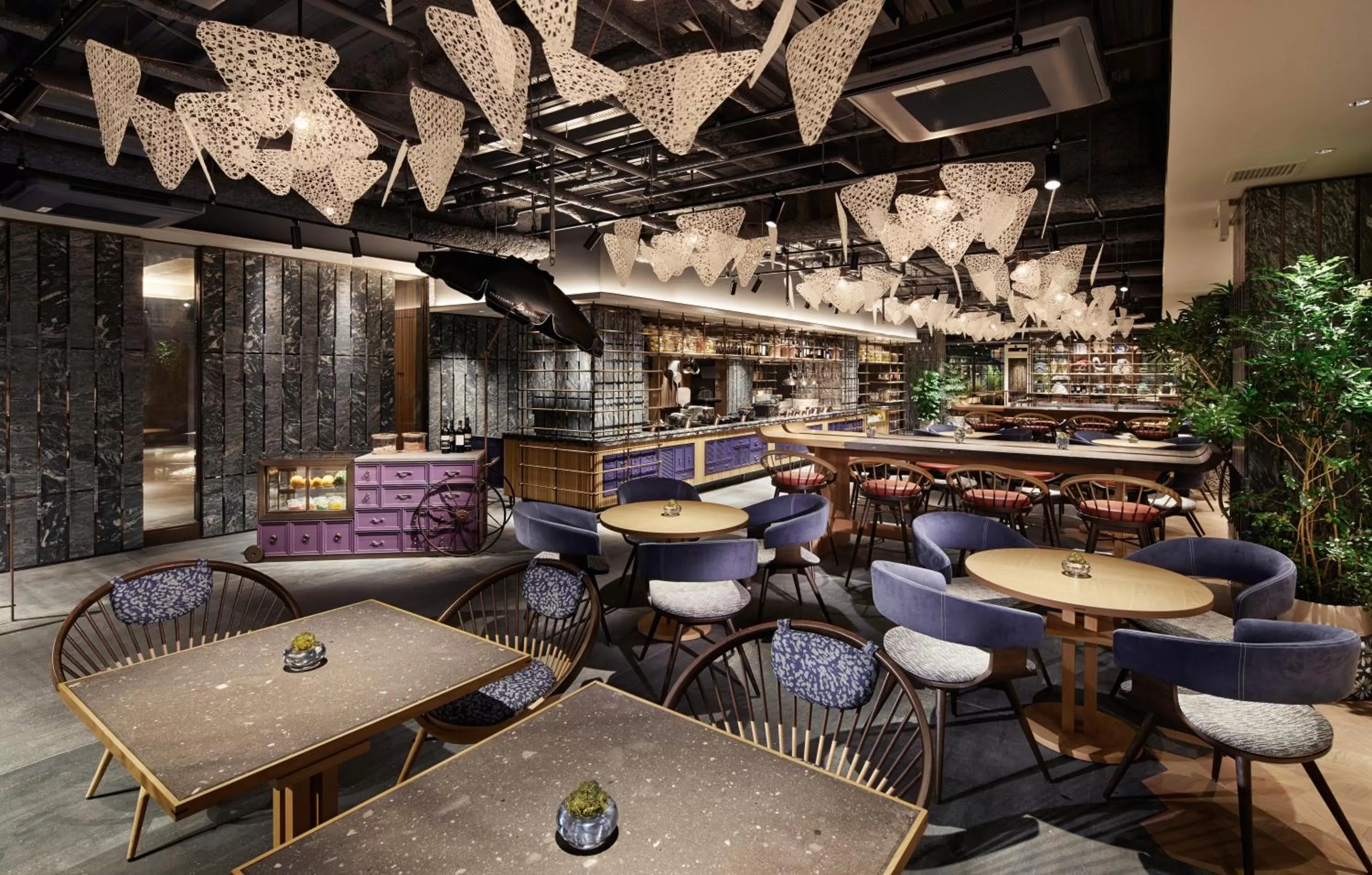 Restaurant/places to eat in Mercure Kyoto Station