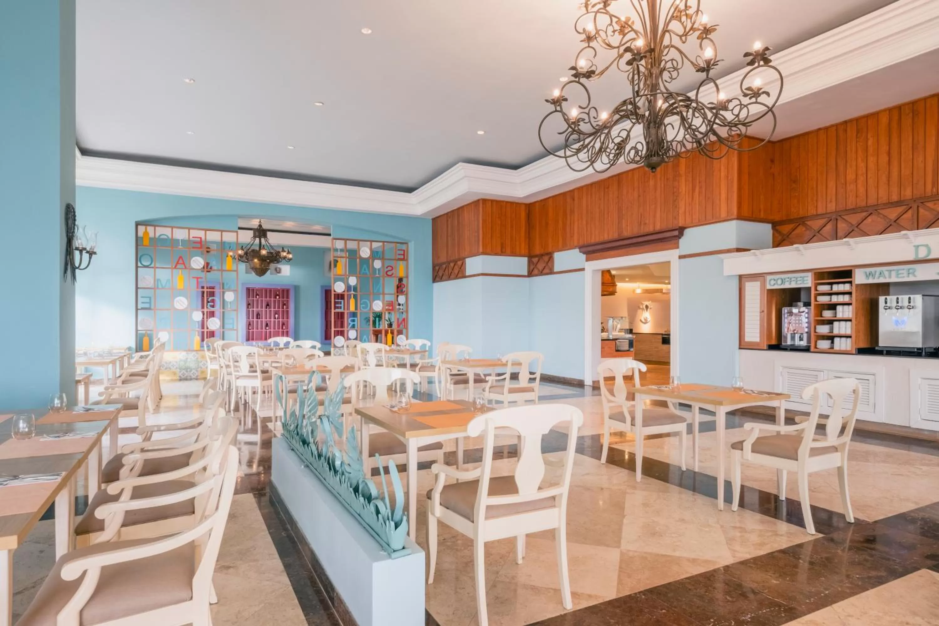 Restaurant/places to eat in Iberostar Waves Rose Hall Beach - All Inclusive