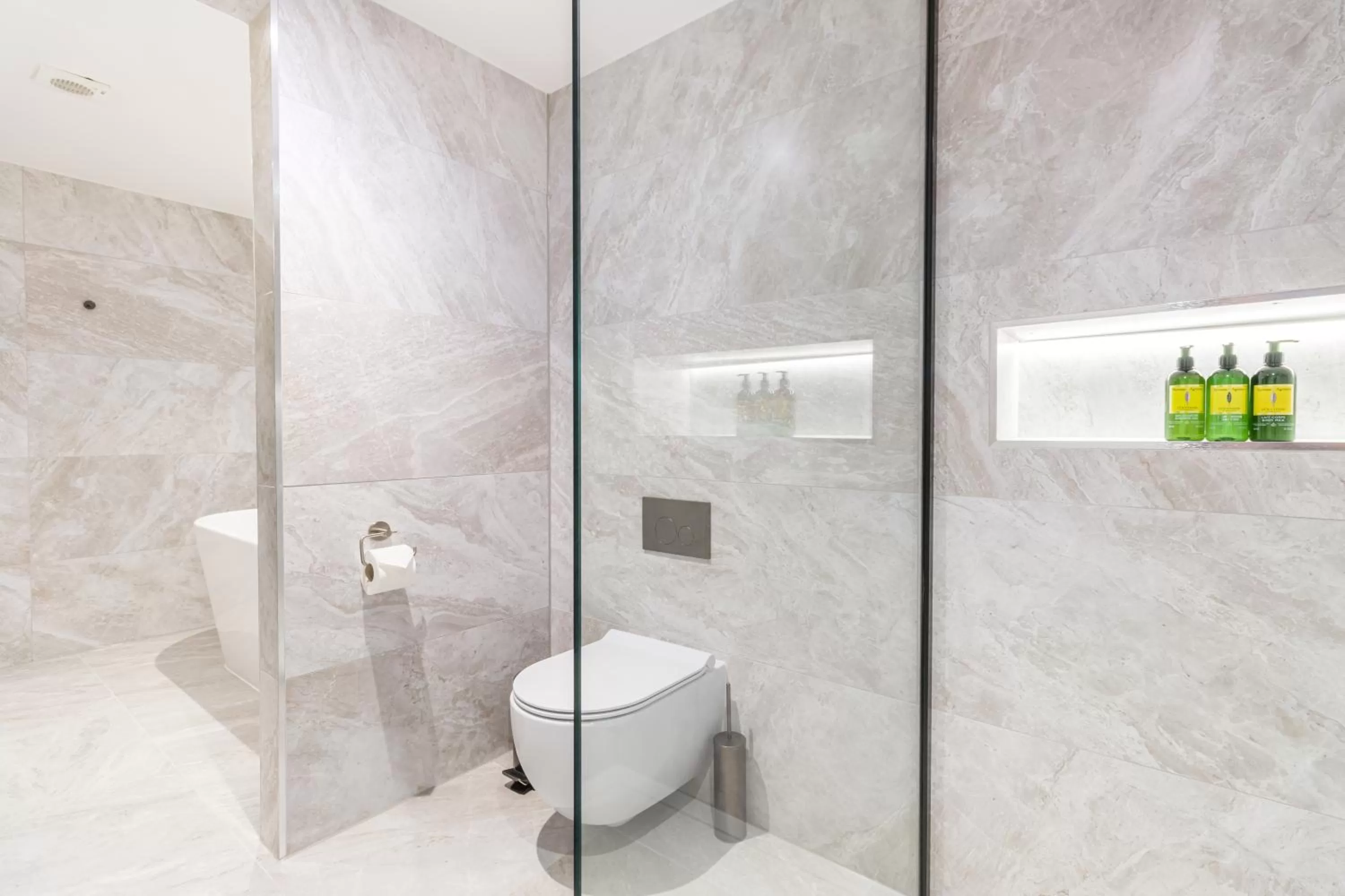 Bathroom in Velvet Hotel Manchester, WorldHotels Crafted