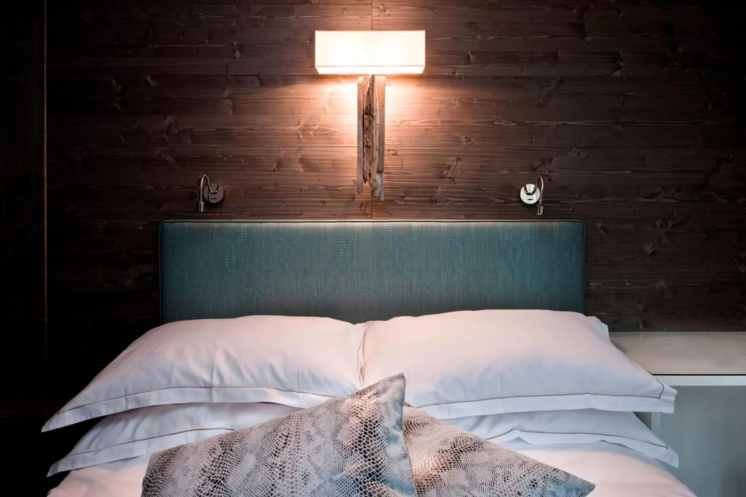 Decorative detail, Bed in Morosani Fiftyone - the room only Hotel