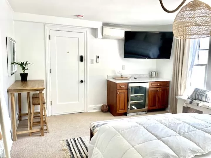 Bed in Buttonwood Boutique Hotel