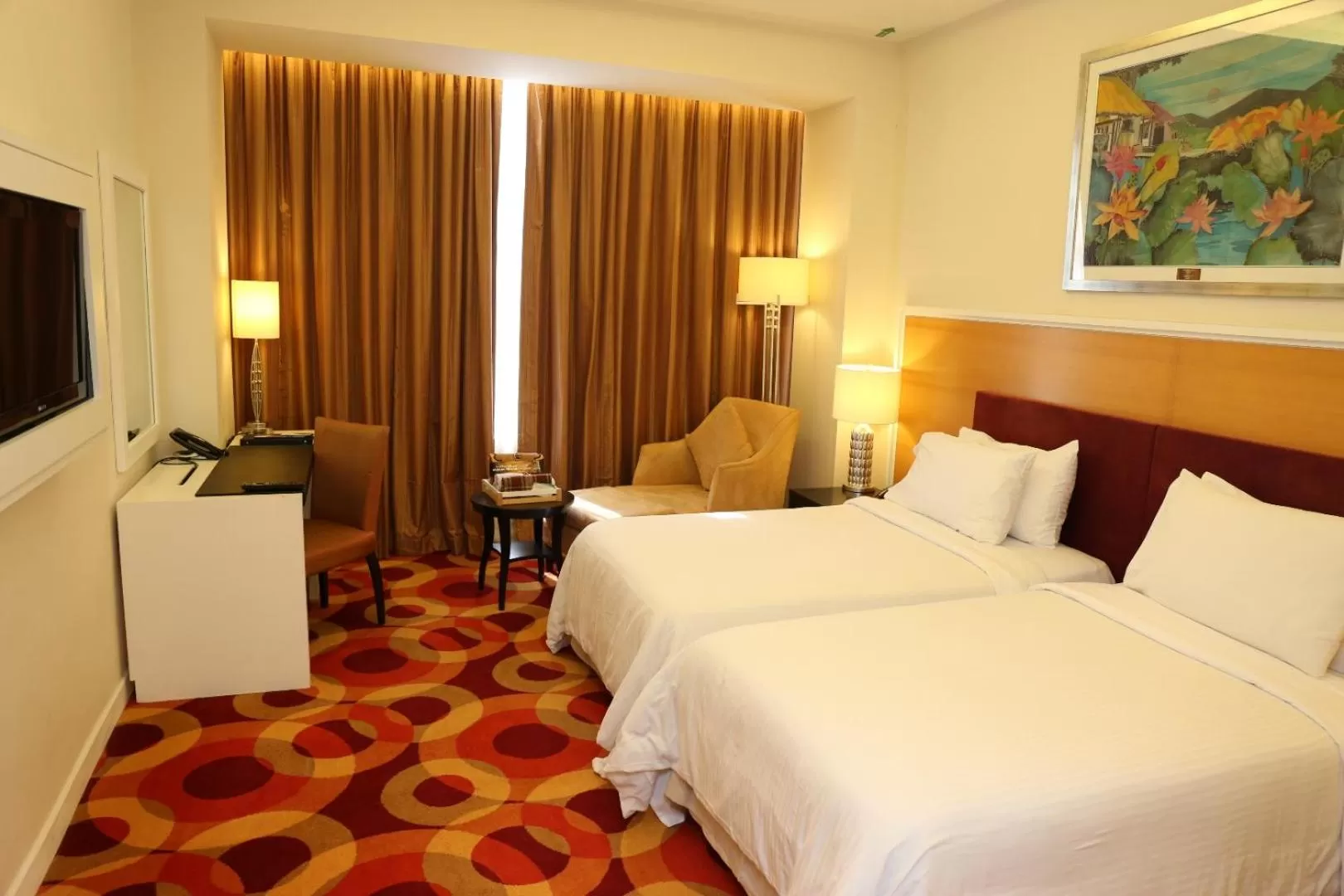 Communal lounge/ TV room, Bed in Perdana Kota Bharu