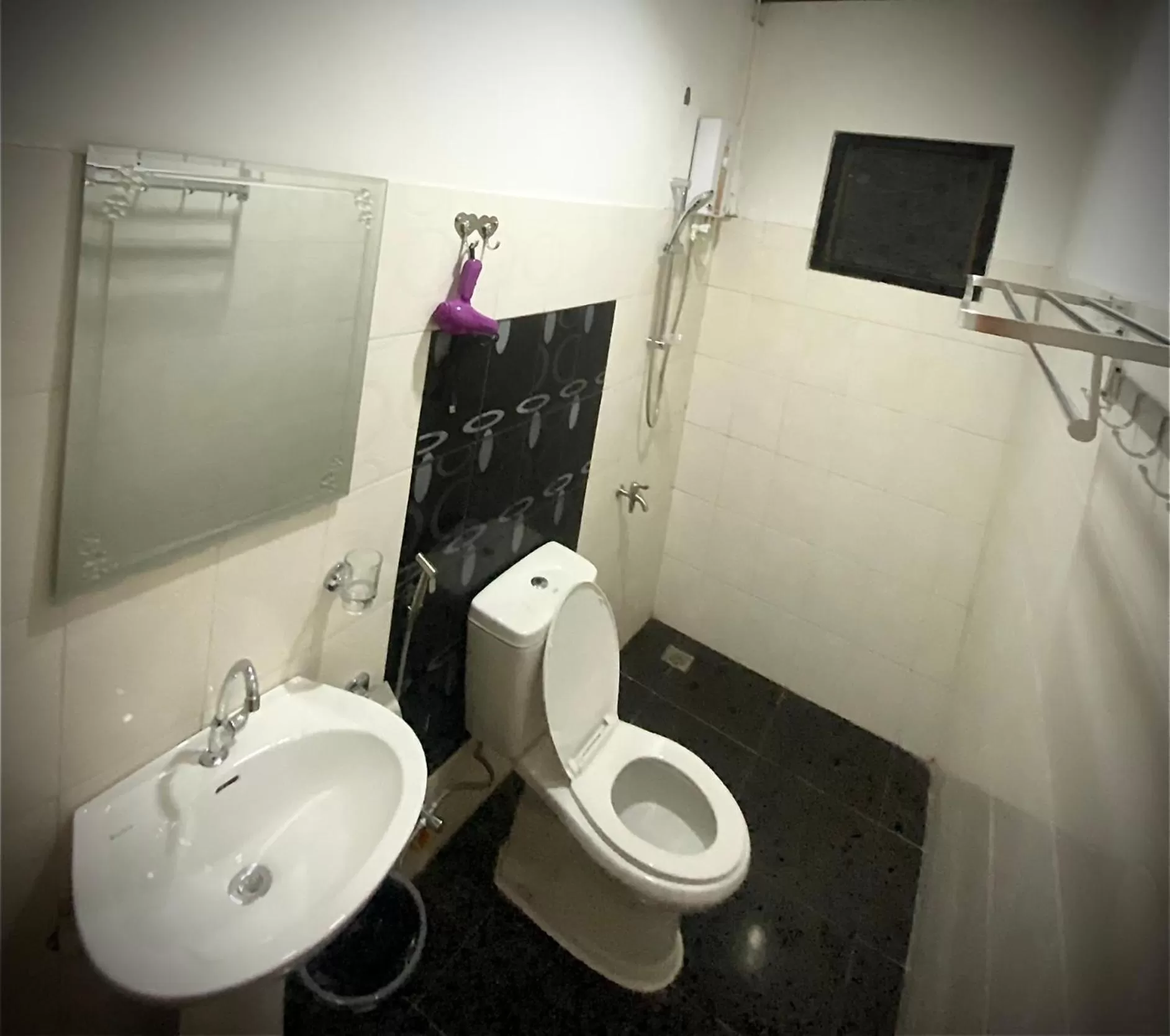 Shower in Sophias Beach Guest House