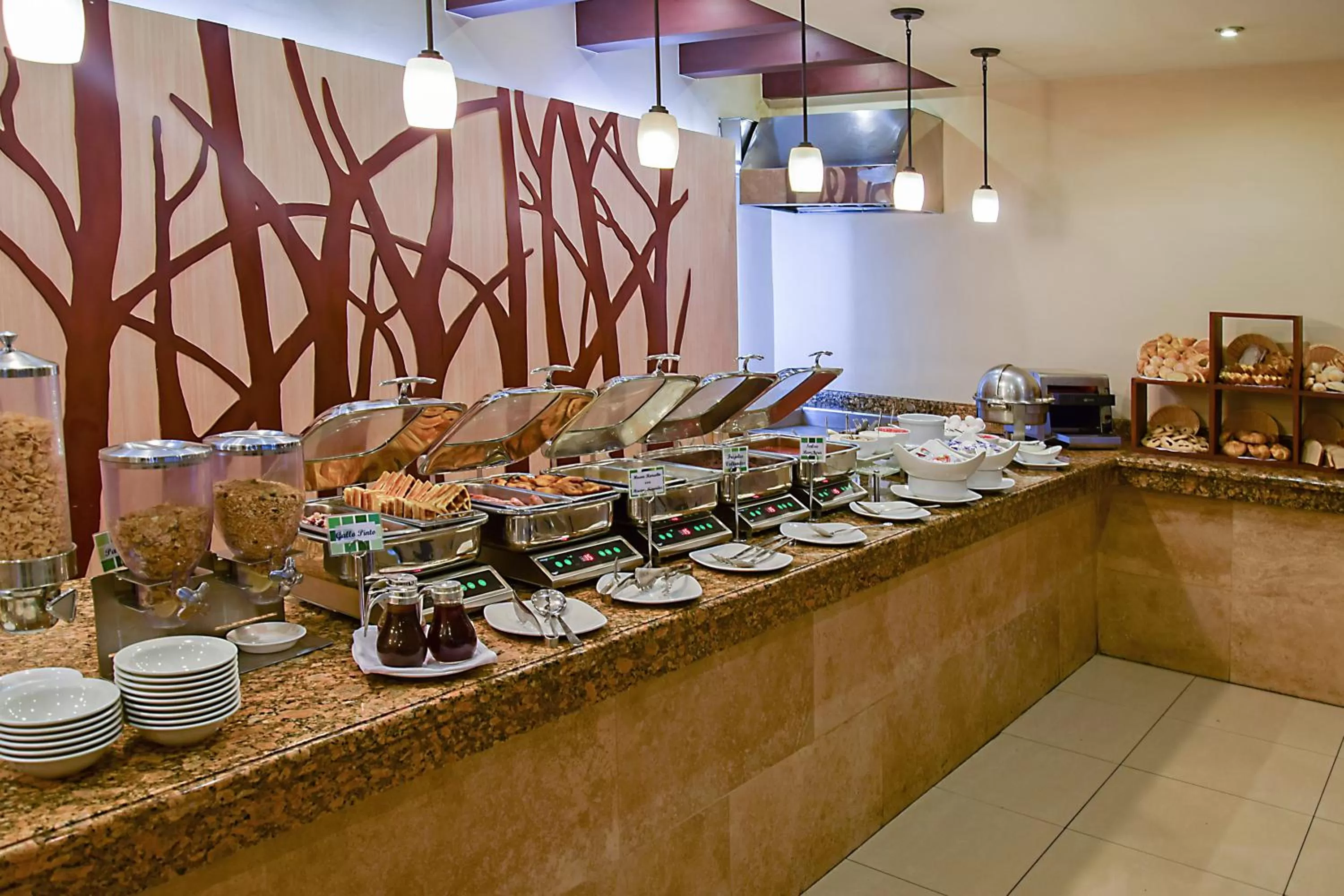 Breakfast in Holiday Inn Guatemala by IHG