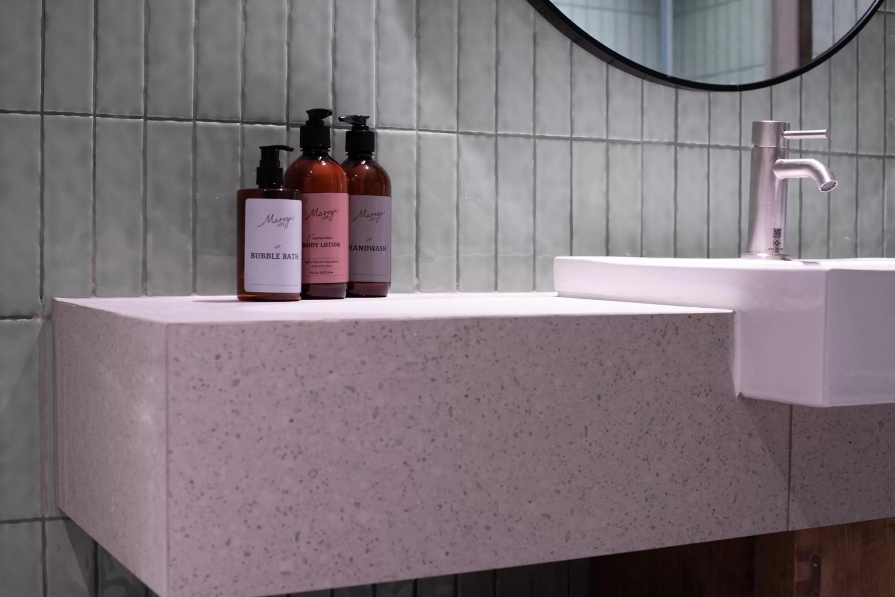 Bathroom in karaarom hotel