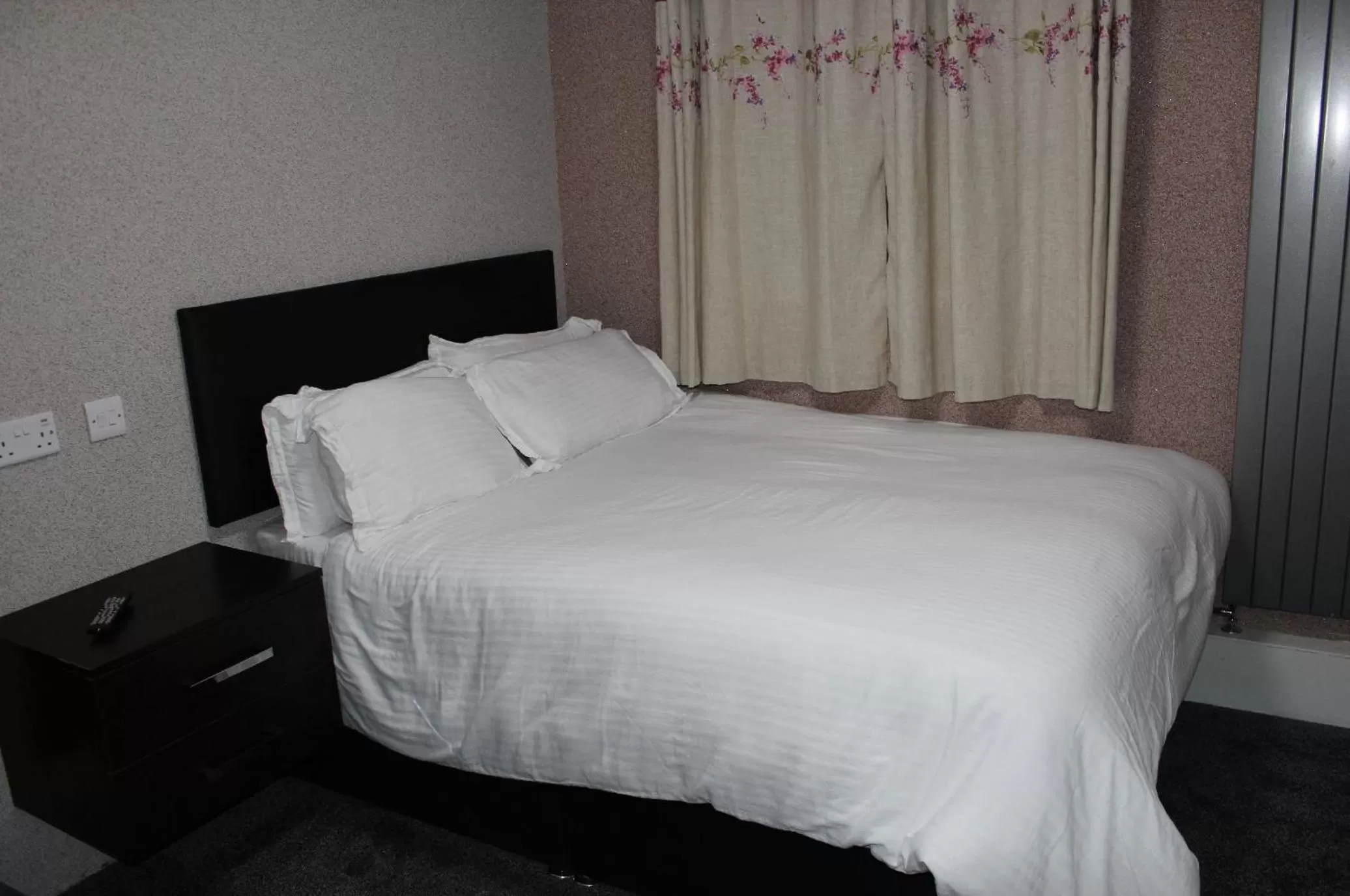 Bed in The Premier Lodge