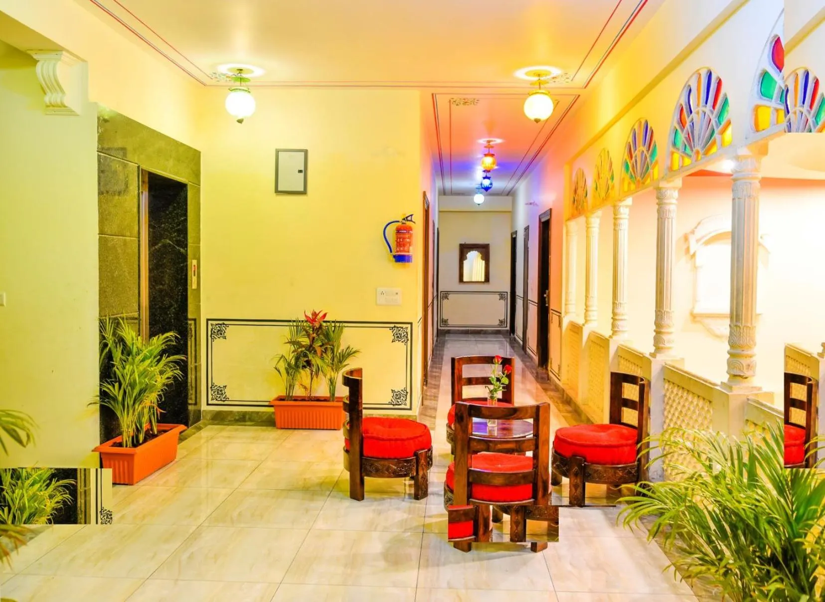 Lobby or reception in Hotel Laxmi Niwas - A Heritage Retreat