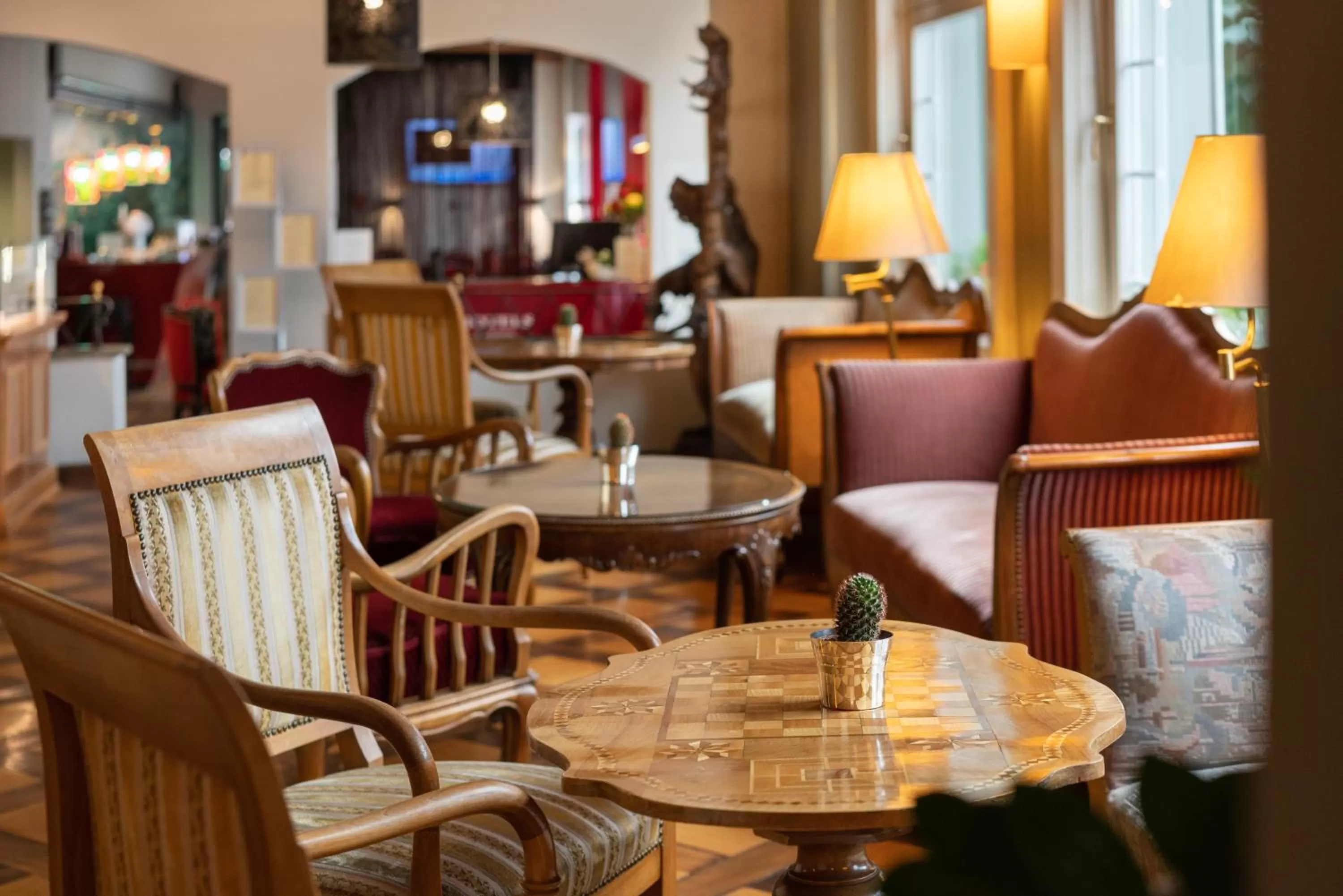 Lounge or bar in Hotel Krebs Interlaken