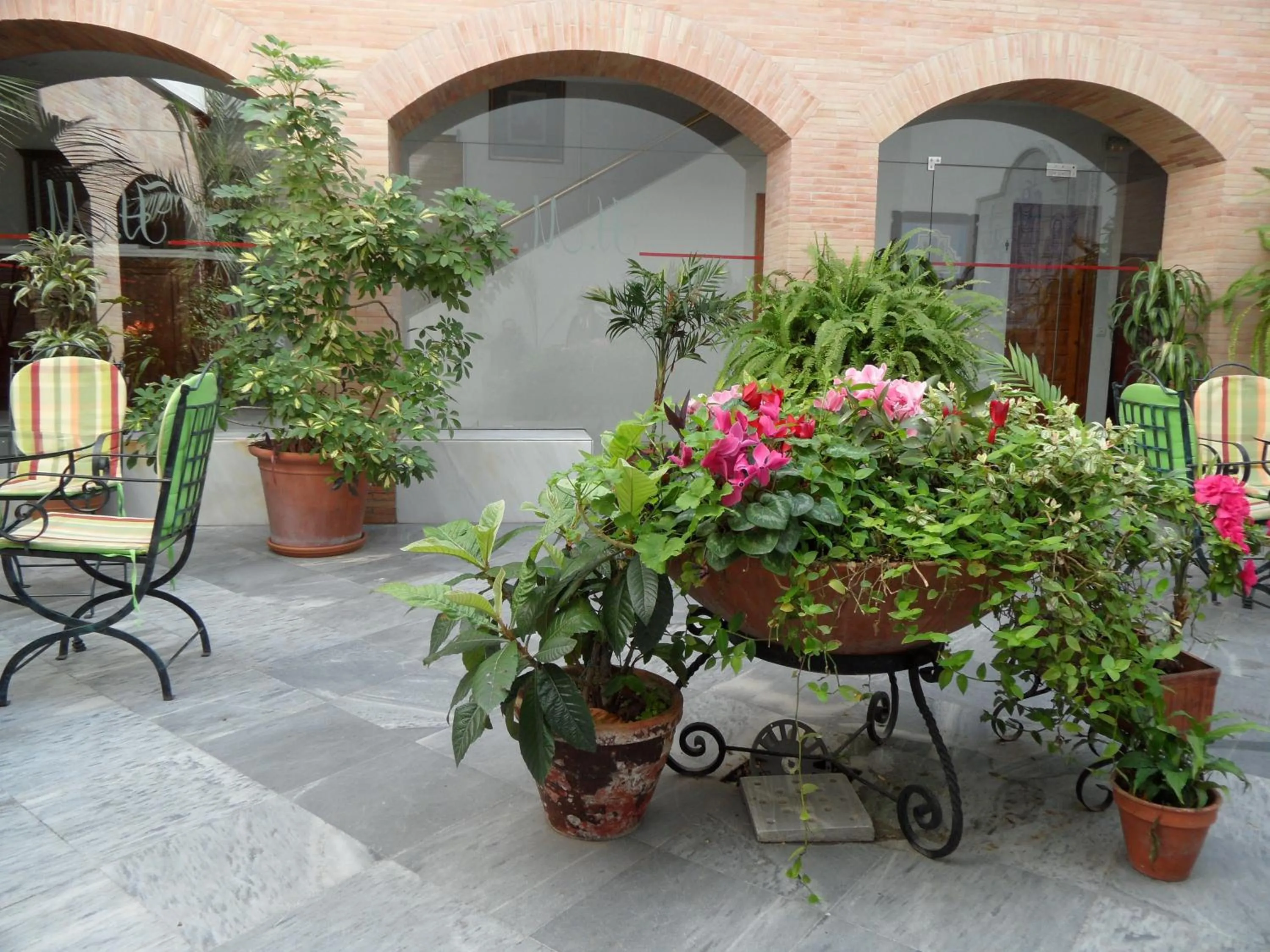 Triple Room in Hotel Maestre