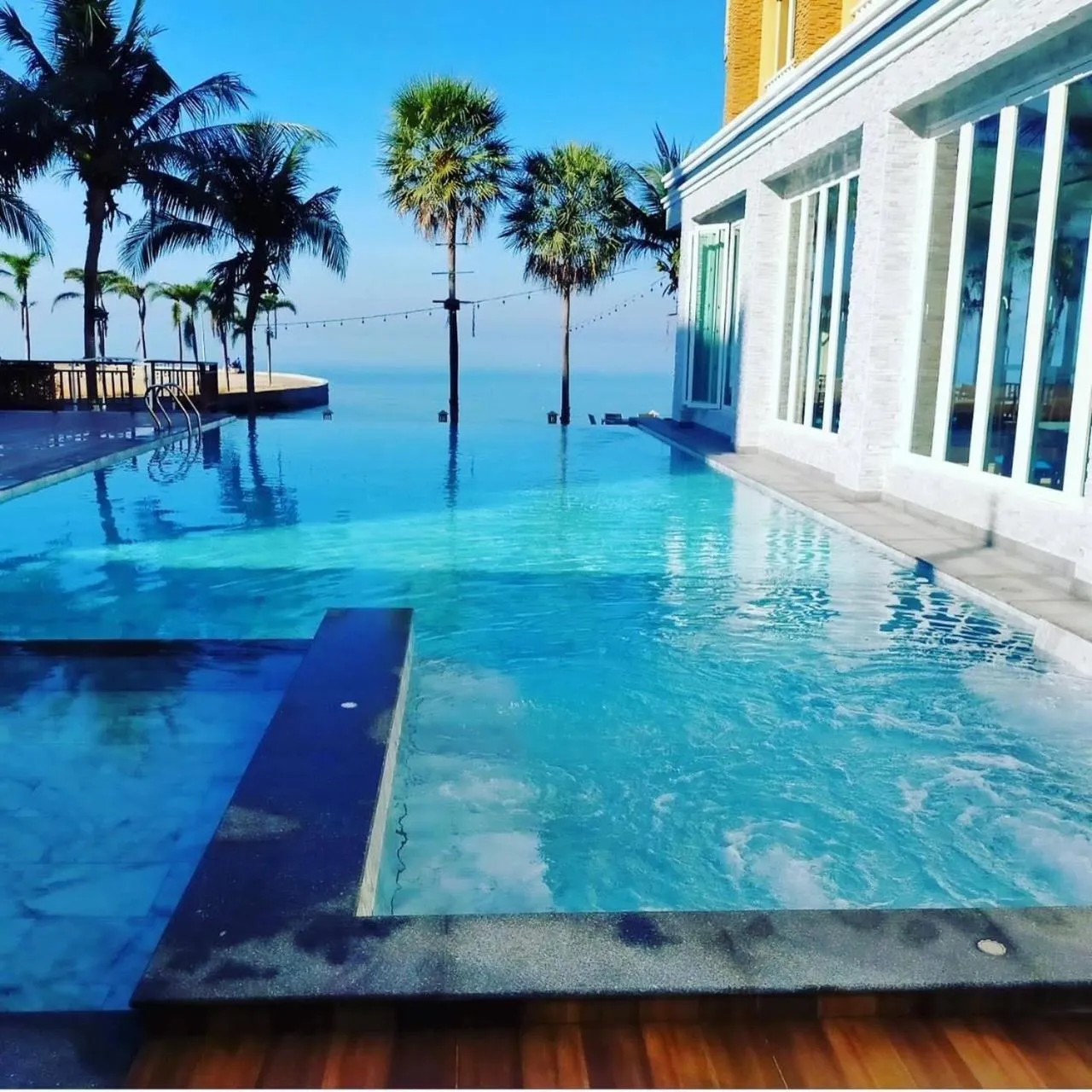 Swimming pool in Saisawan Beach Luxury Hotel