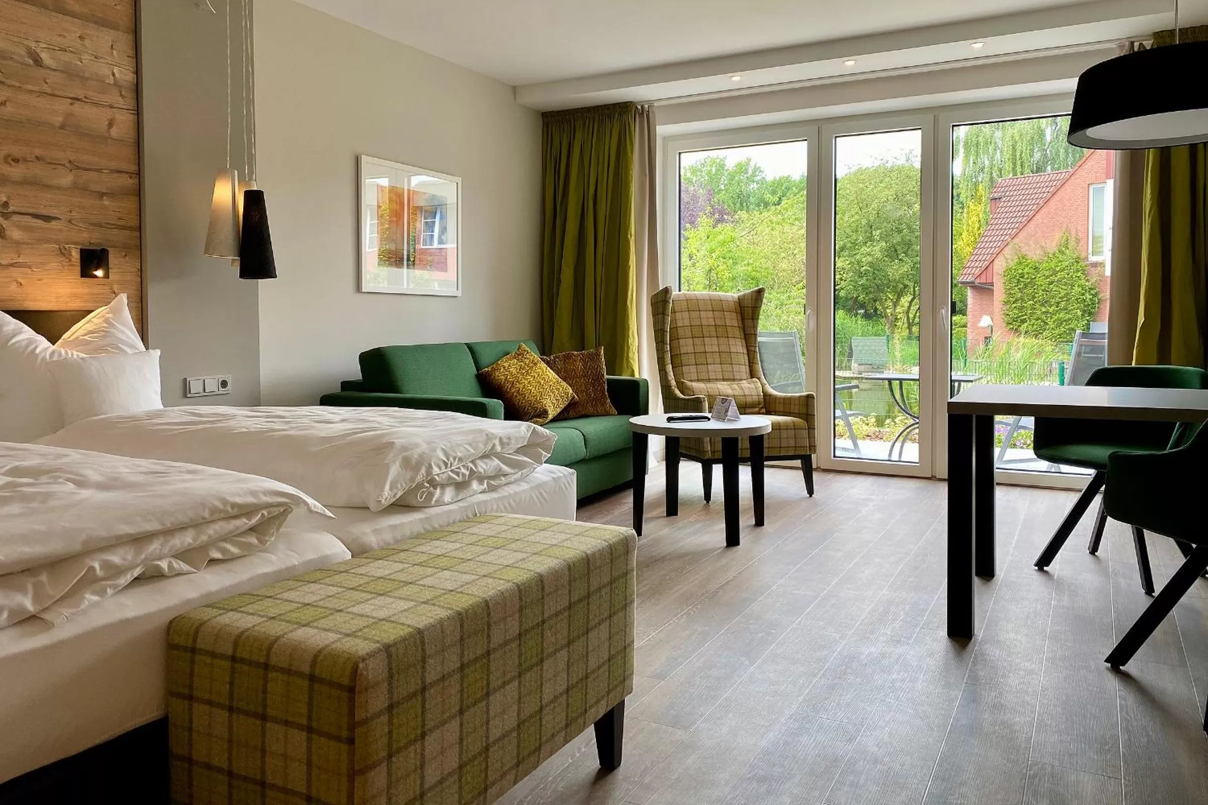 Photo of the whole room, Bed in Köhlers Forsthaus Wellness & Genuss Hotel