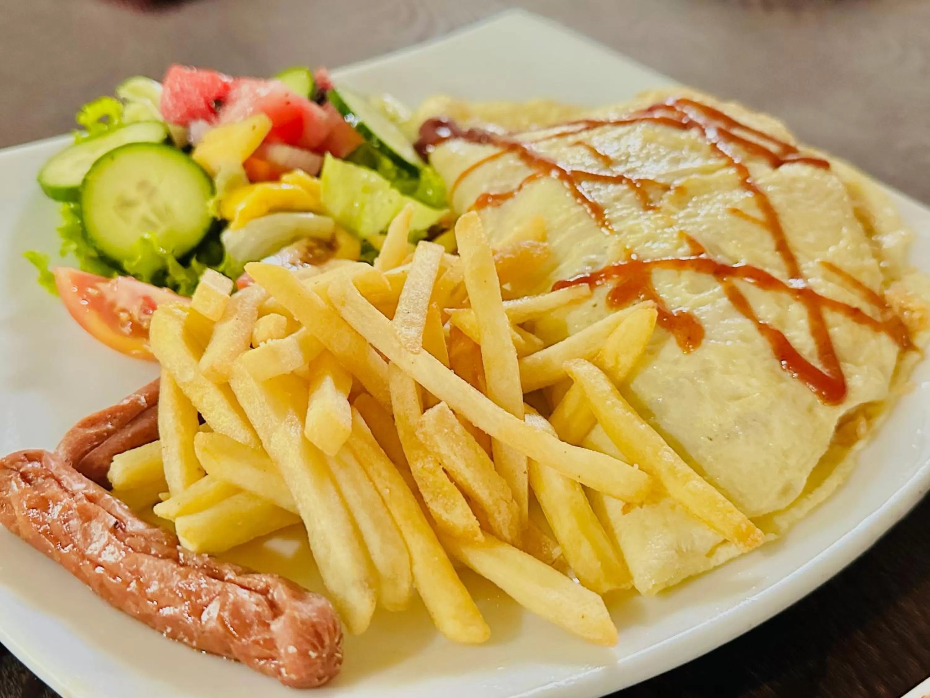 Food in GOLDEN CABIN ELLA