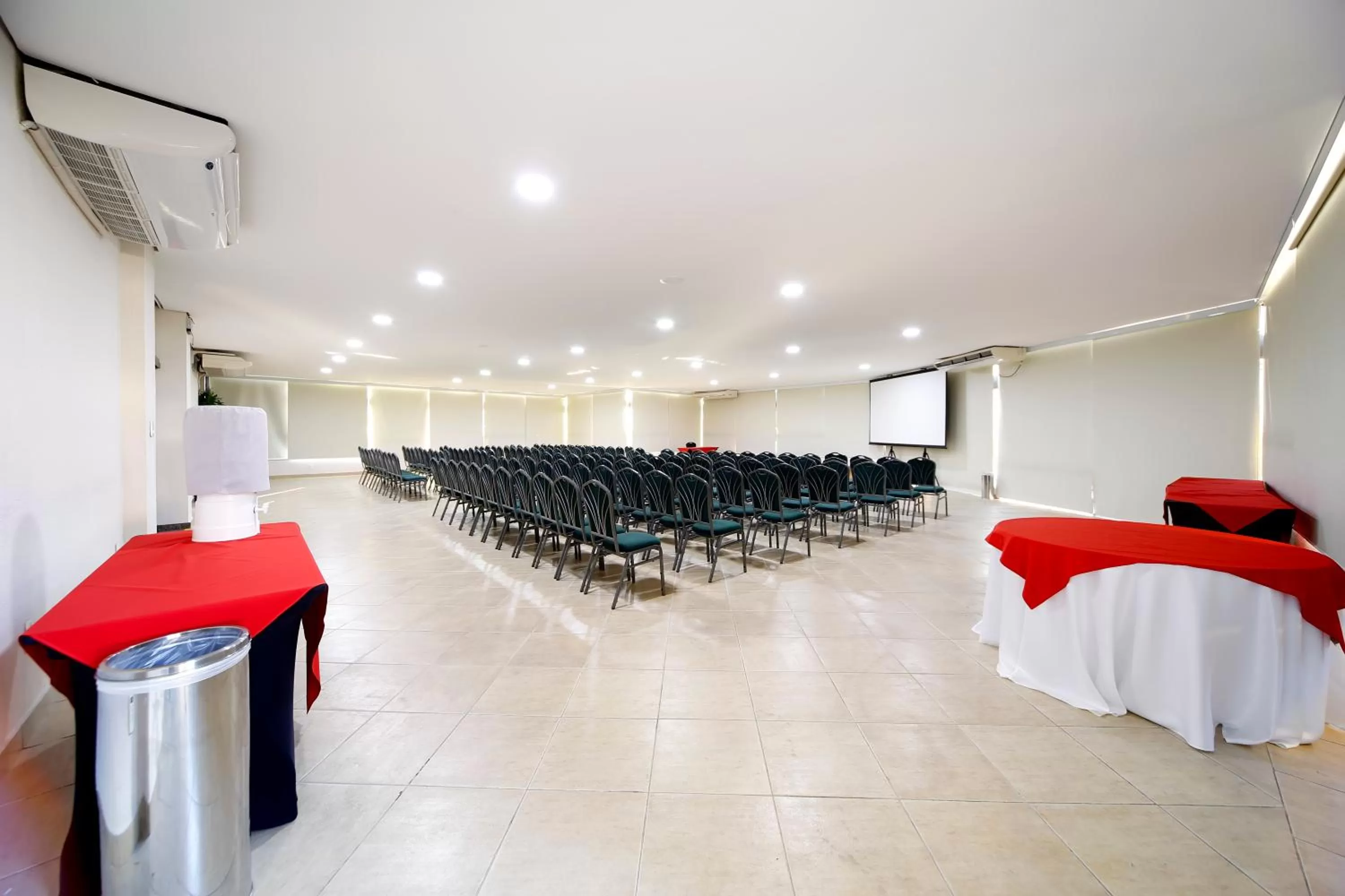 Business facilities in Sorocaba Park Hotel by Atlantica