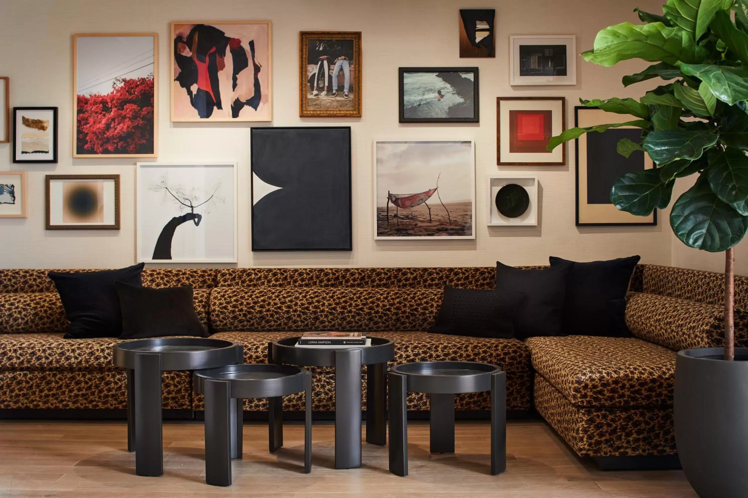 Property building in Kimpton Alton Fisherman's Wharf by IHG