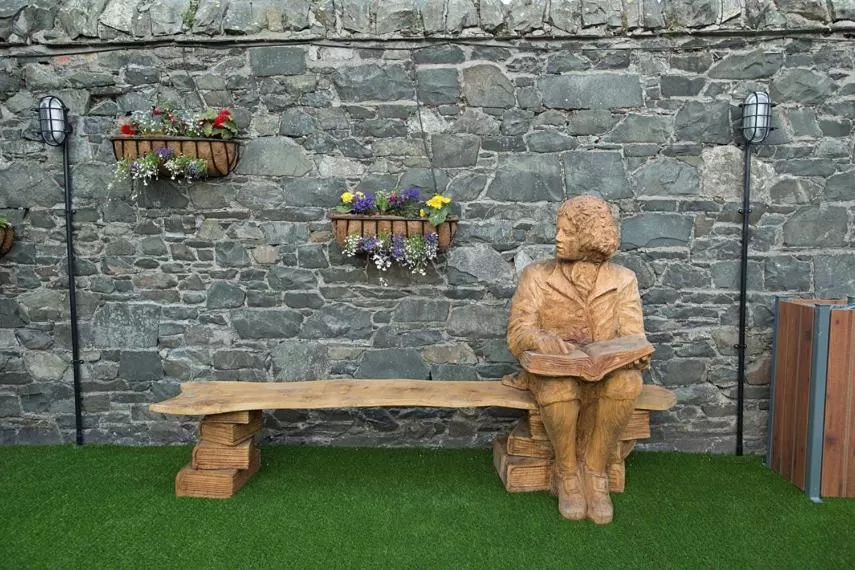 Garden in The Cross Keys