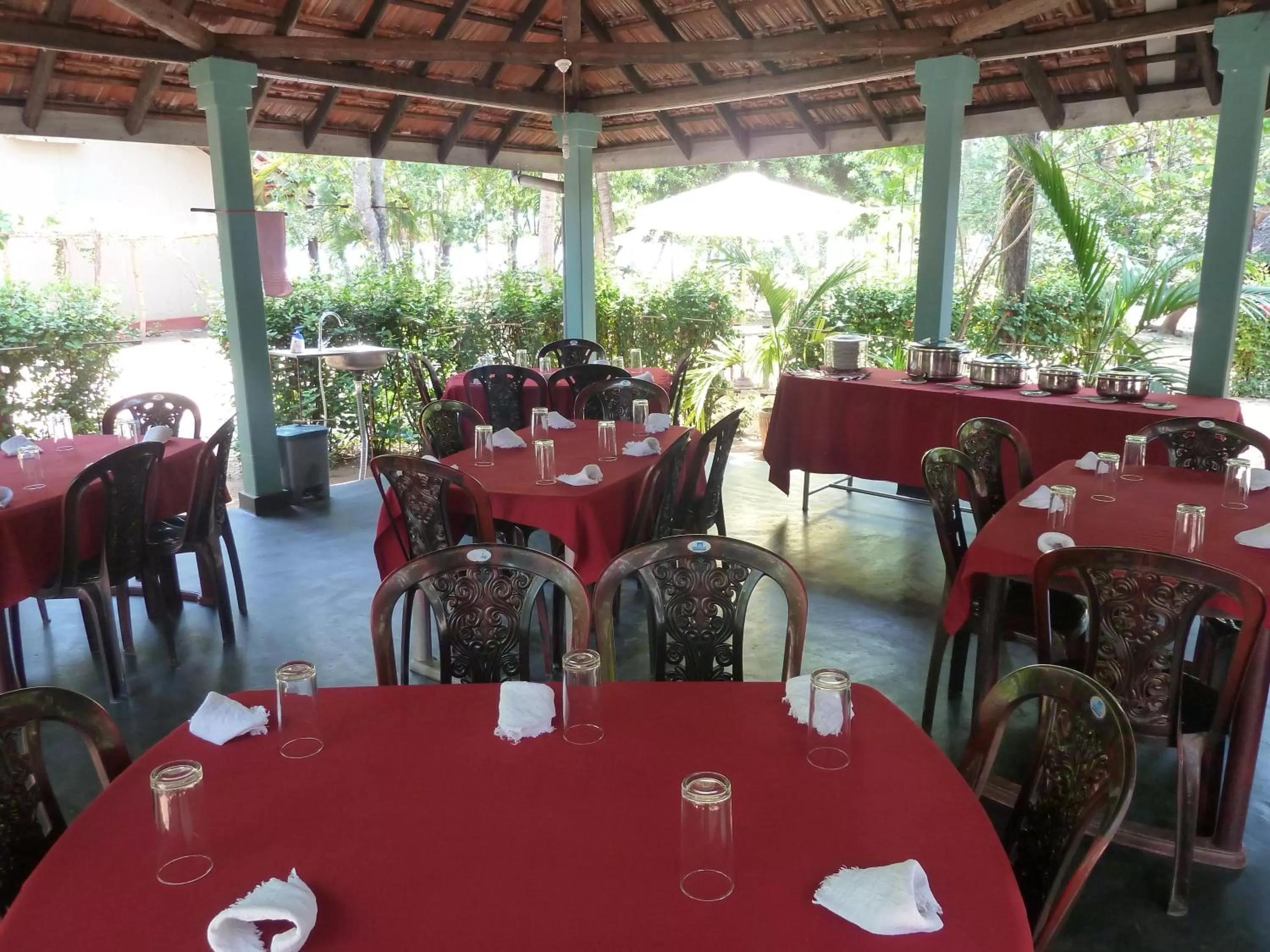 Restaurant/places to eat in Riviera Resort