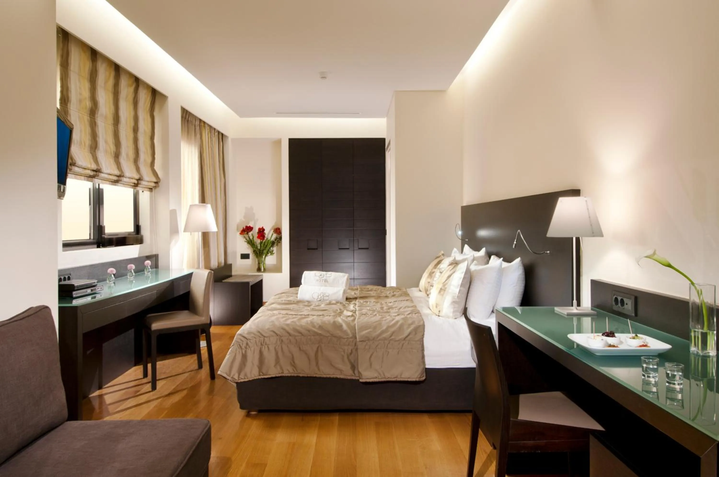 Bedroom, Bed in O&B Athens Boutique Hotel