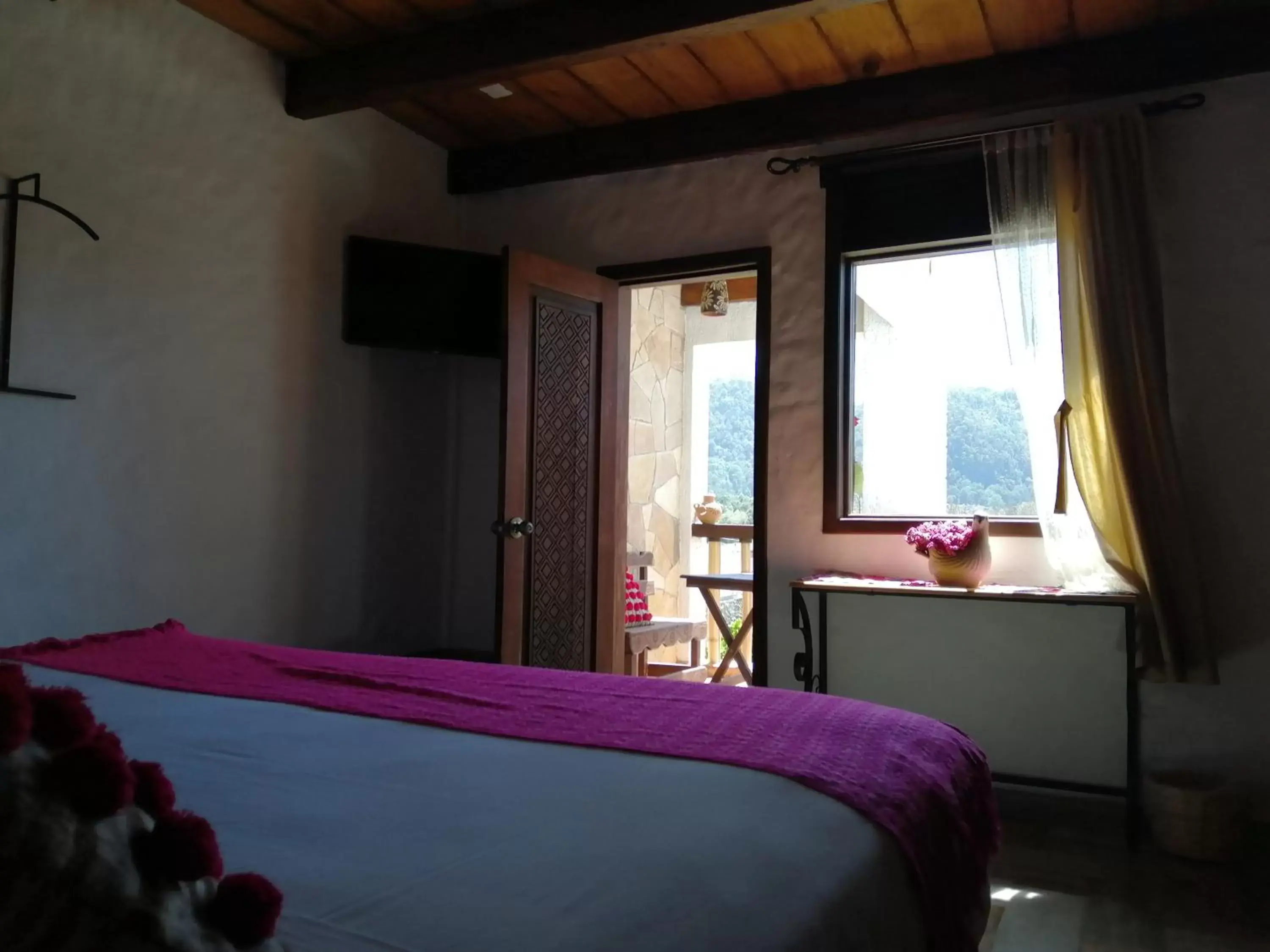 Triple Room with Mountain View in Hotel Na´Lum Triple Room with Mountain View in Hotel Na´Lum