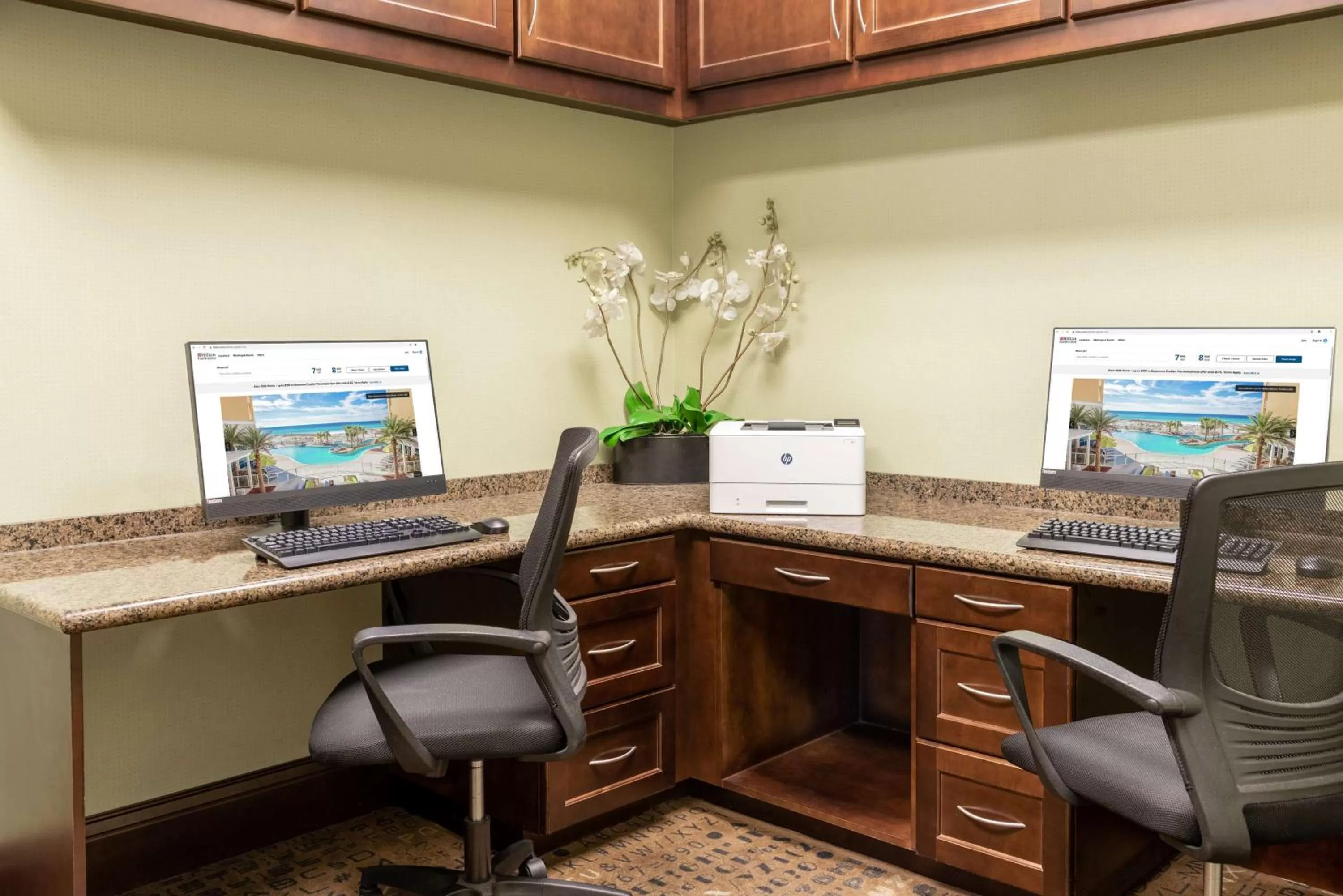 Business facilities in Hilton Garden Inn North Little Rock