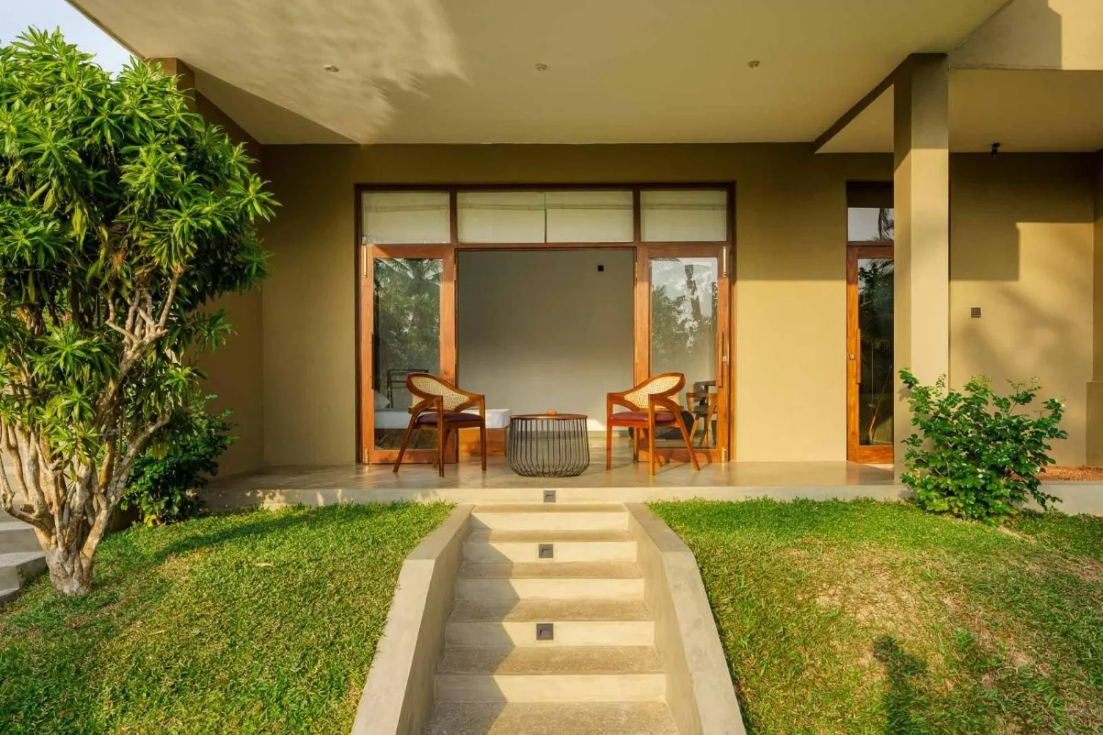 Property building in Kiss Blossom