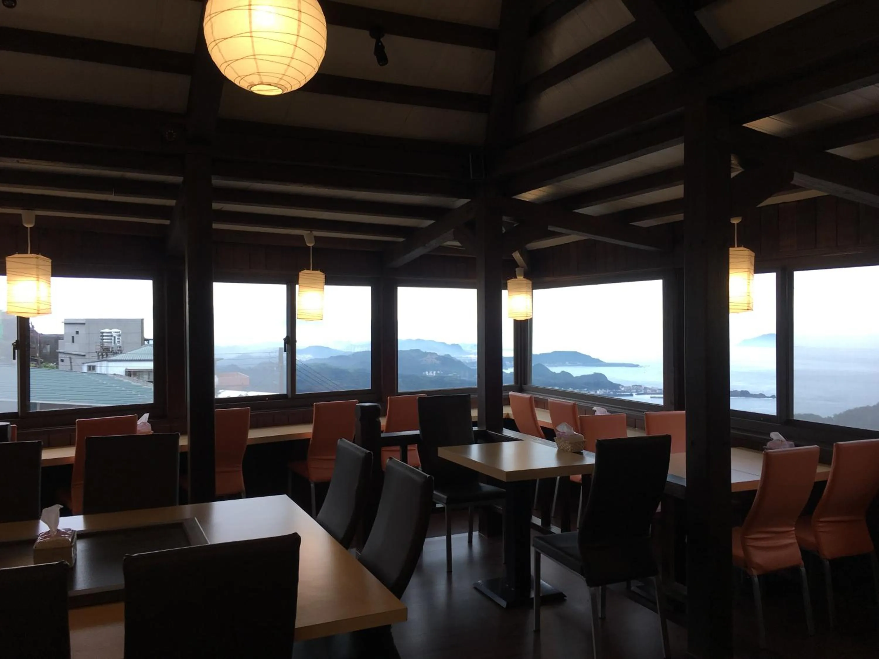 Dining area in KyuFun Komachi