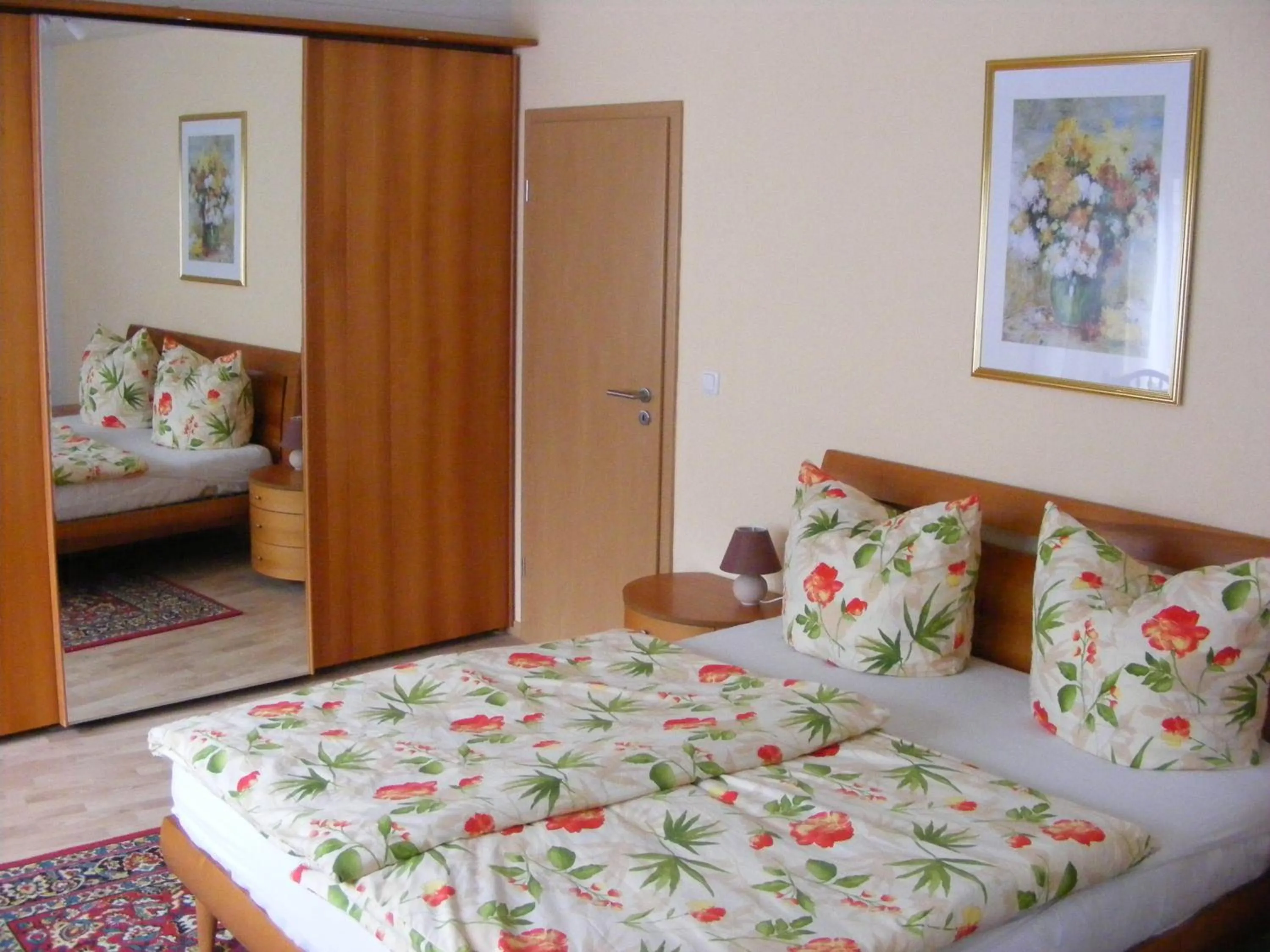 Bedroom in Zum Achten Himmel