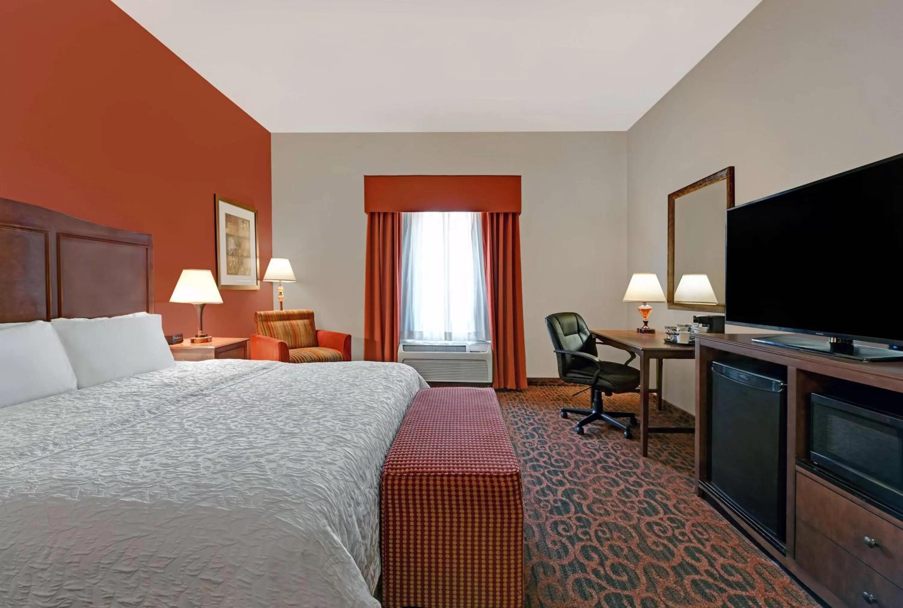 Bed in Hampton Inn Lordsburg